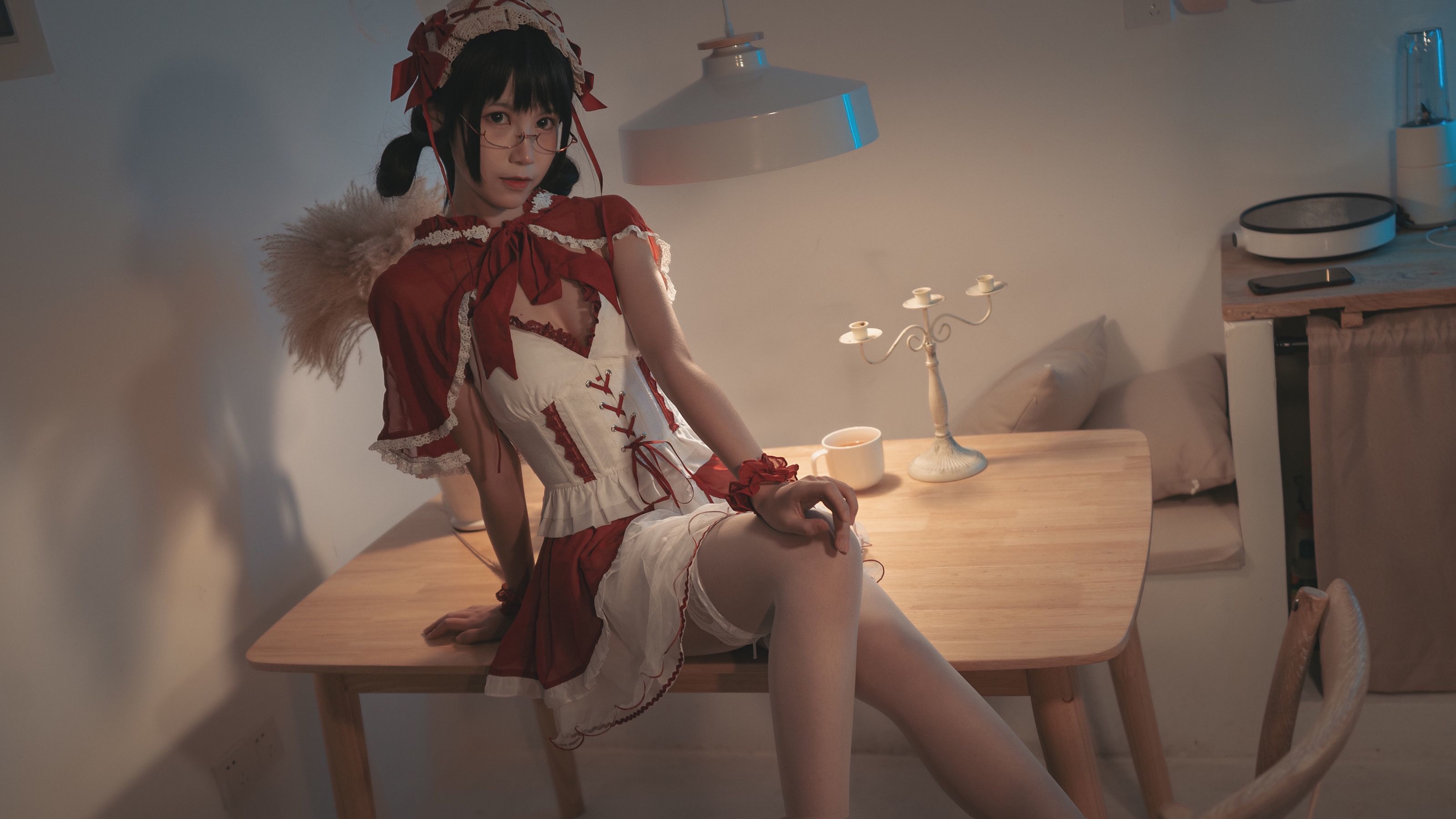 COSER美女逐月su 小红帽