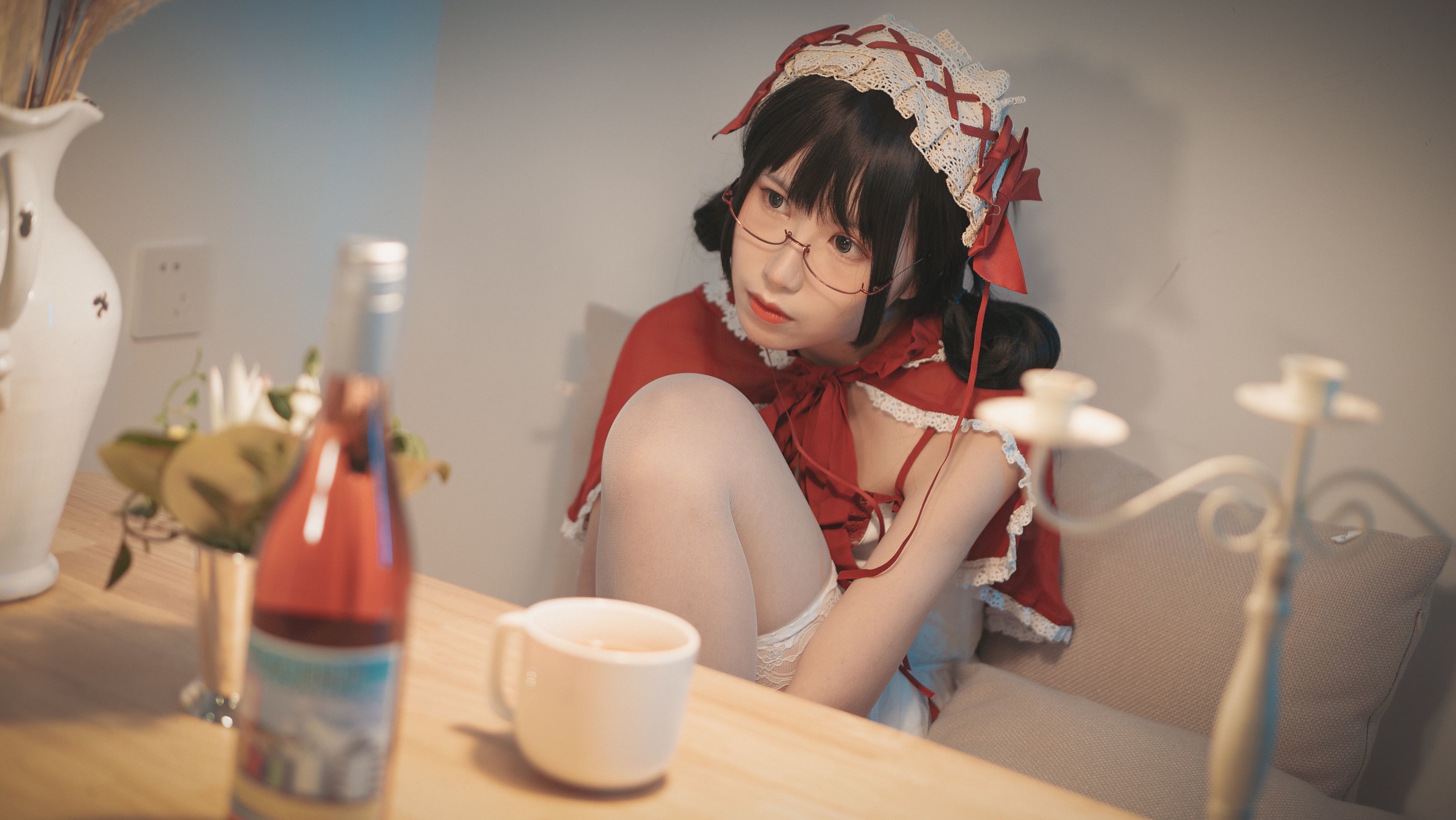 COSER美女逐月su 小红帽