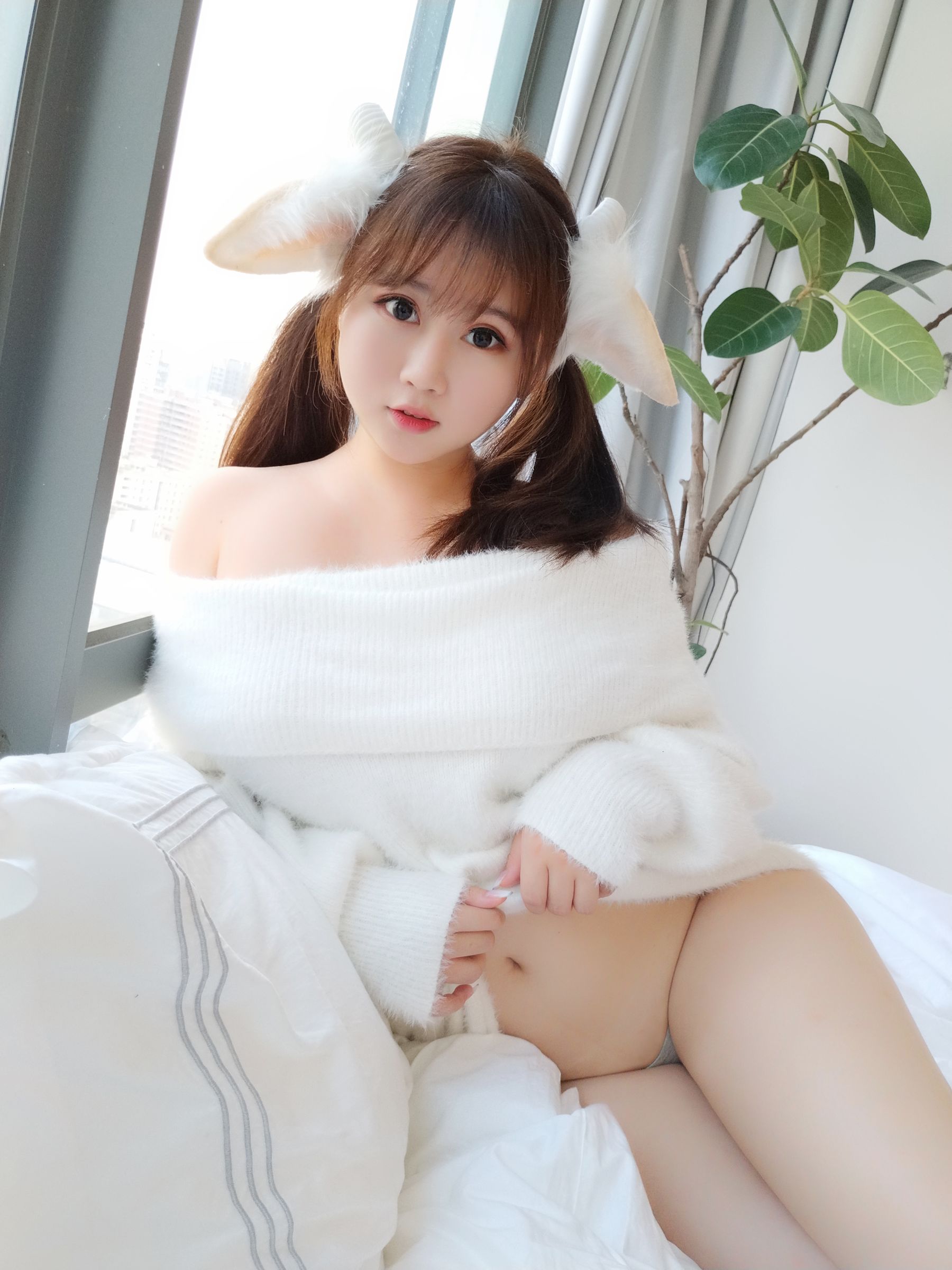 蜜桃少女是依酱呀 羊咩咩