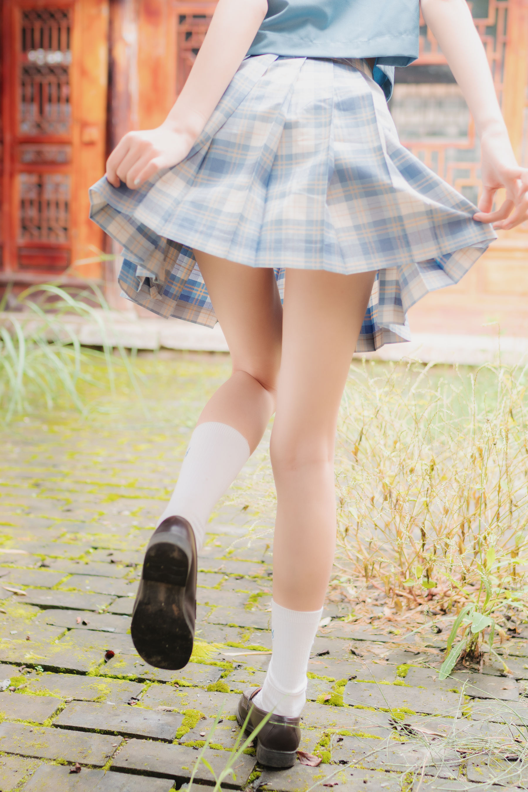 清纯妹子西瓜 丽江写真JK户外