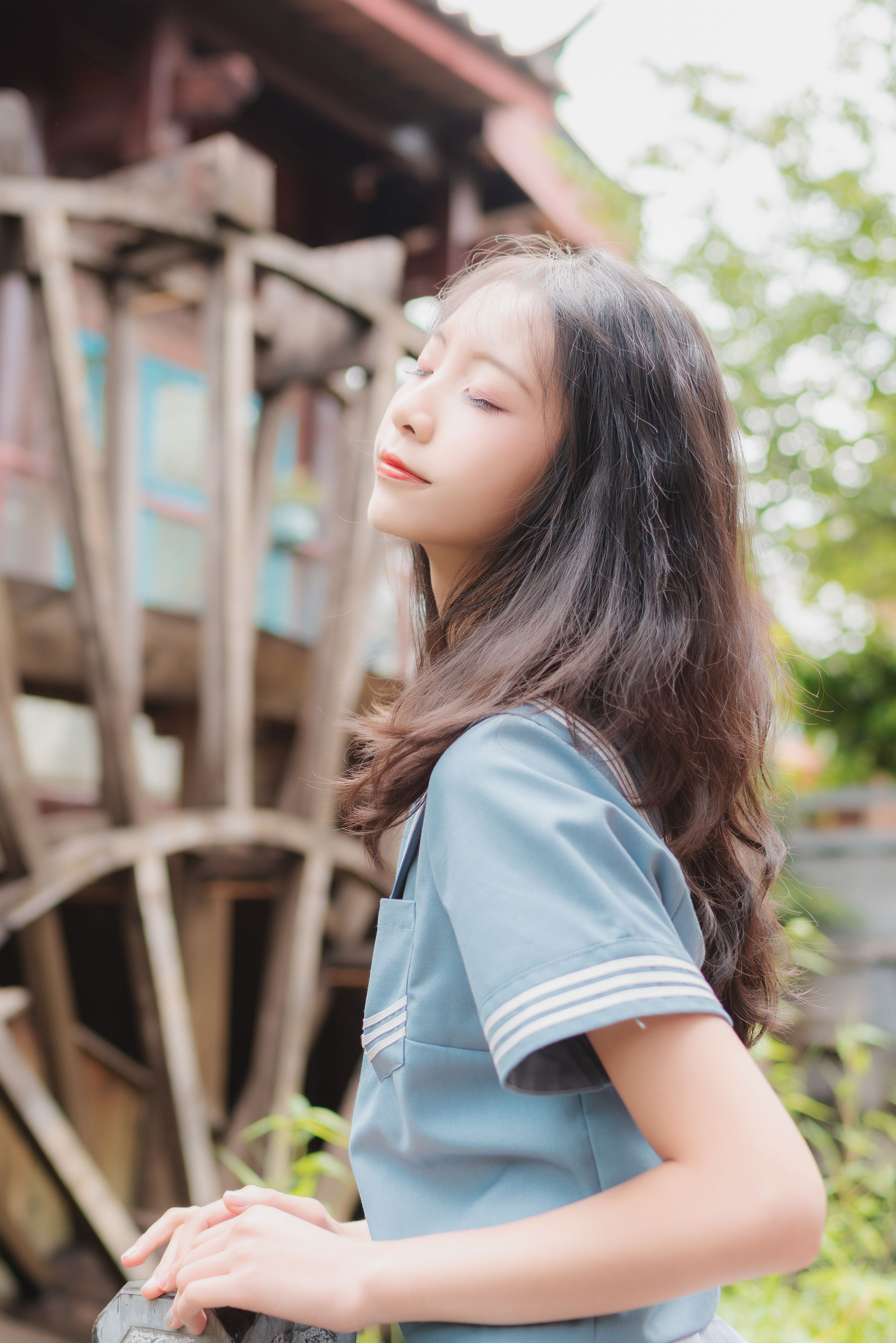 清纯妹子西瓜 丽江写真JK户外