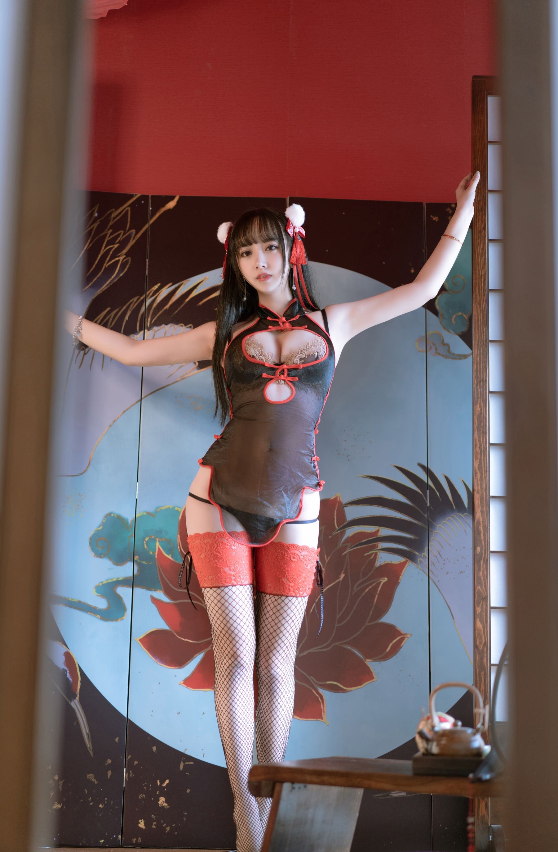 斗鱼米线线sama写真 新年旗袍