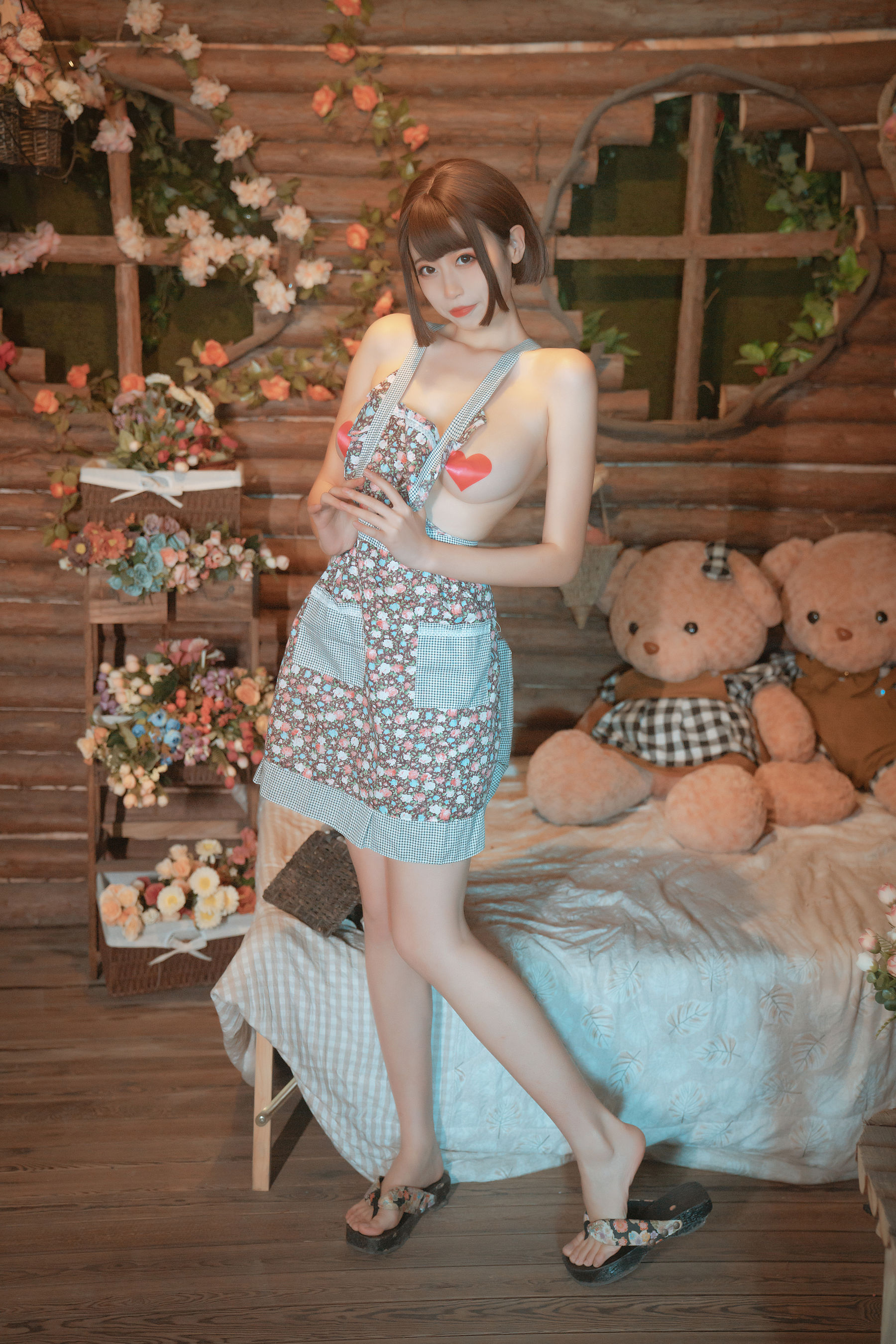 萌妹奈汐酱nice 勤劳的老板娘