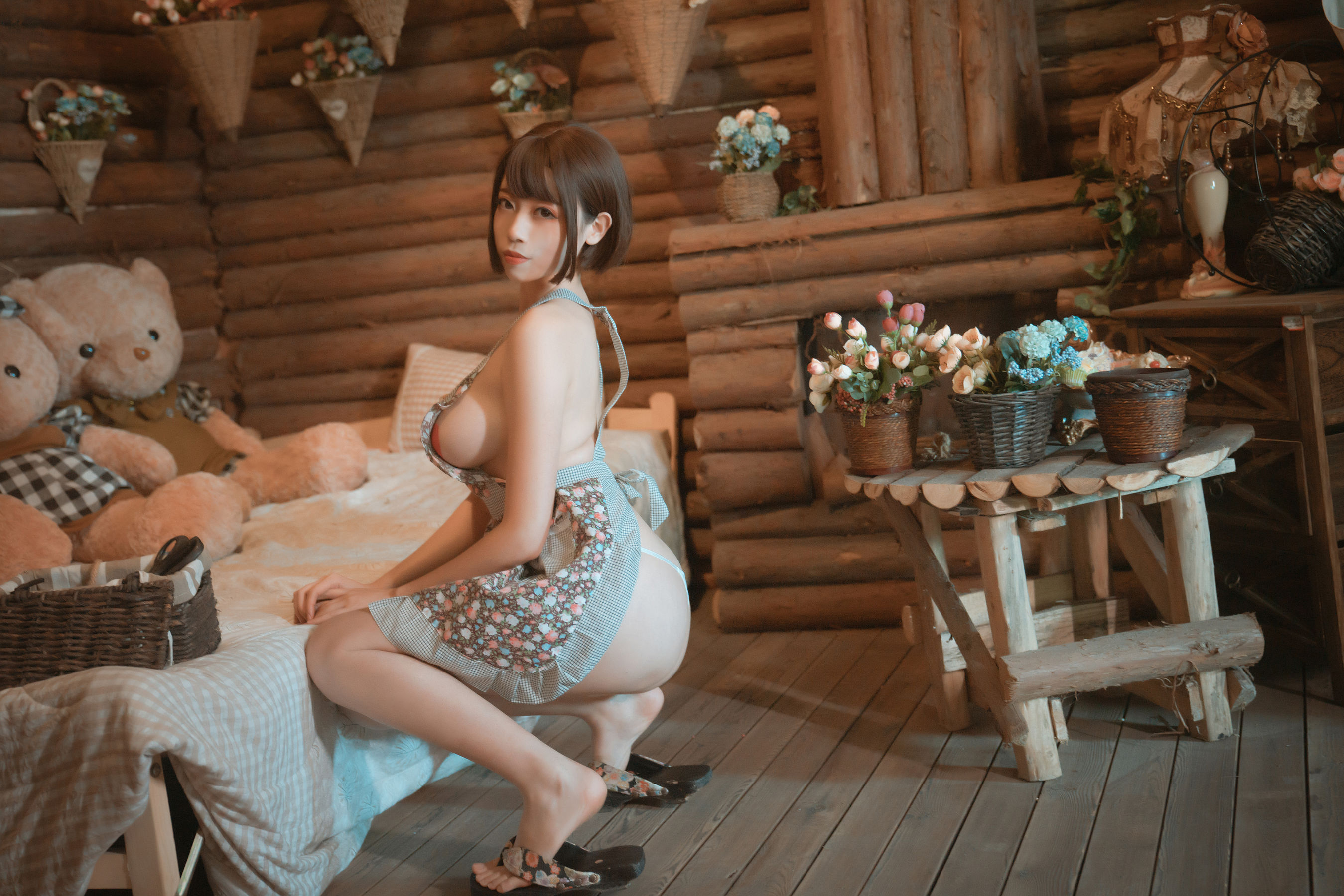 萌妹奈汐酱nice 勤劳的老板娘