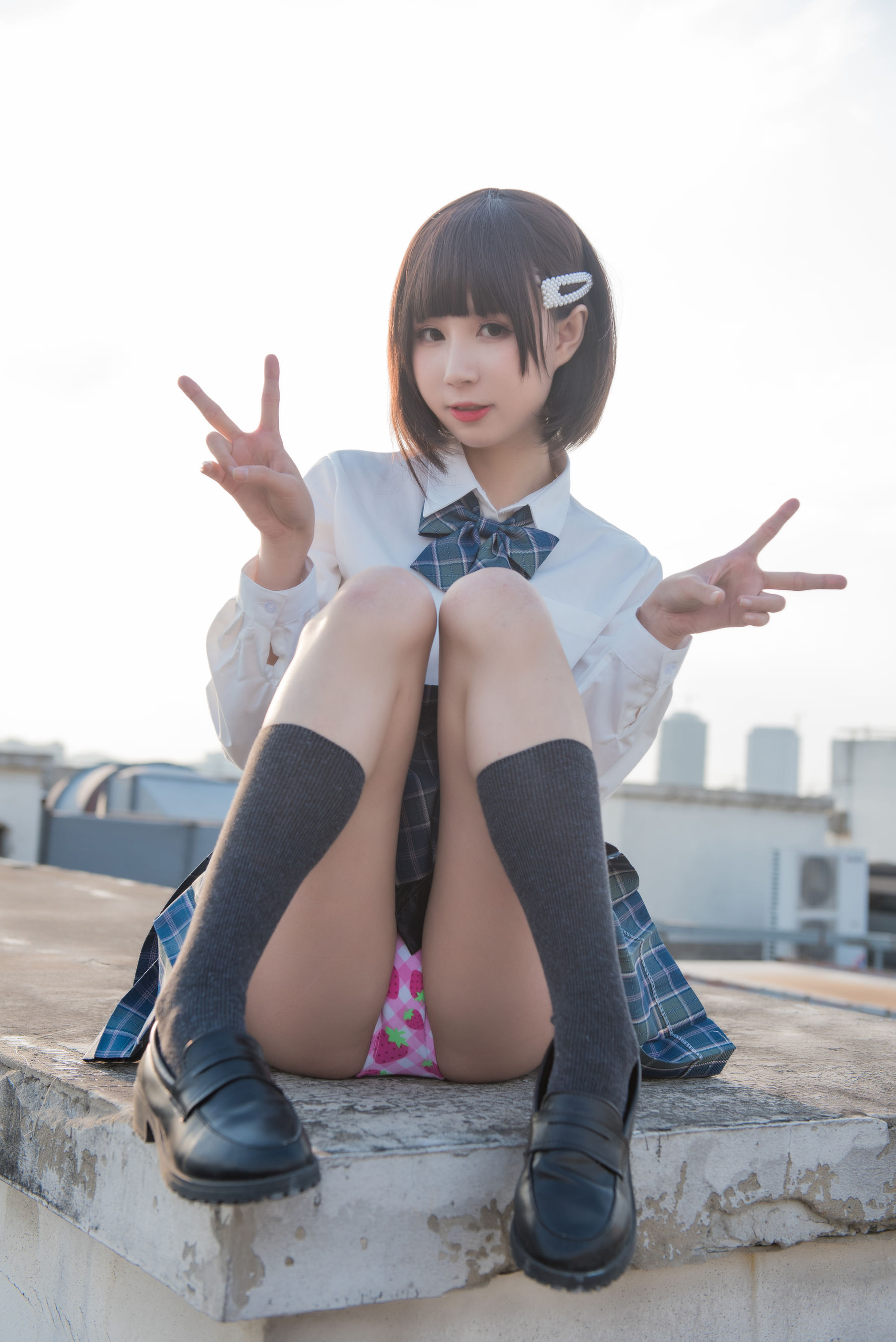萌妹子南鸽 少女裙底