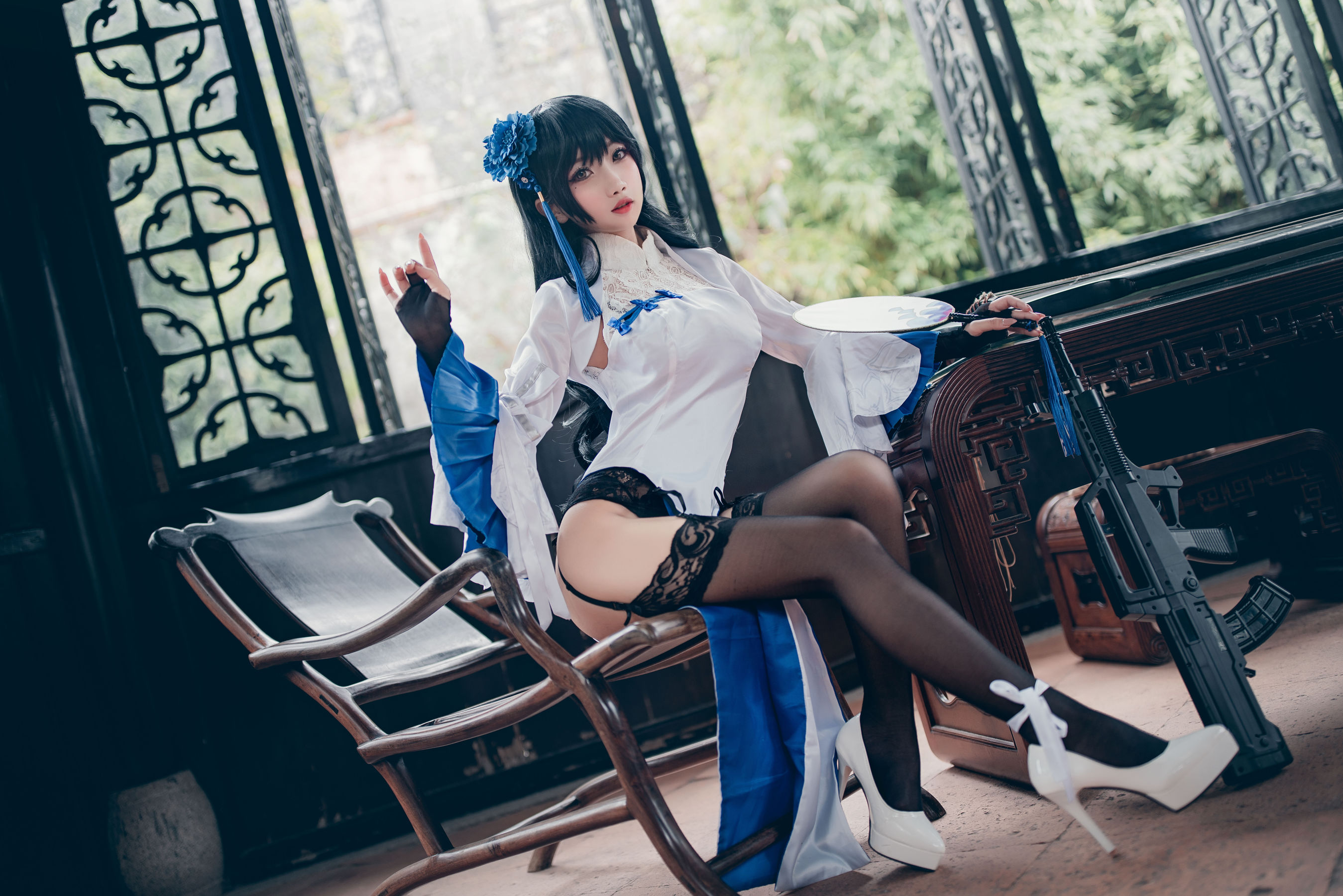 白嫩美少女鬼畜瑶 玉玲珑