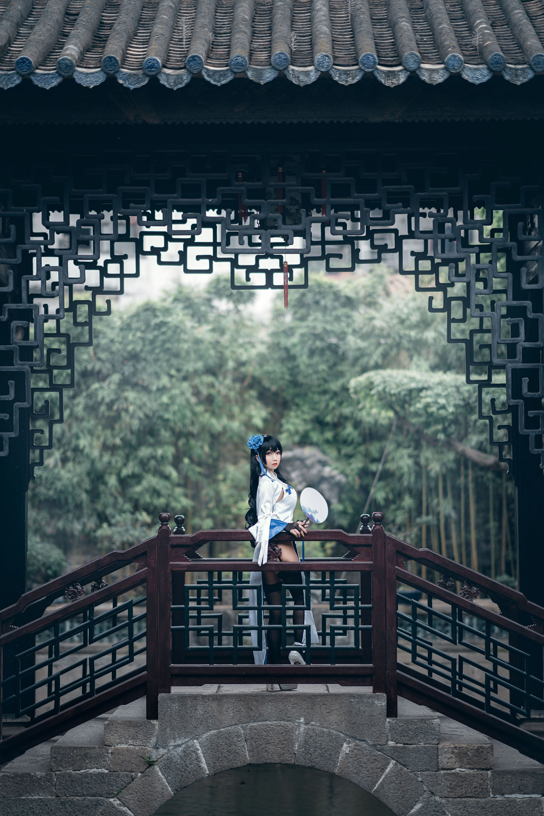 白嫩美少女鬼畜瑶 玉玲珑