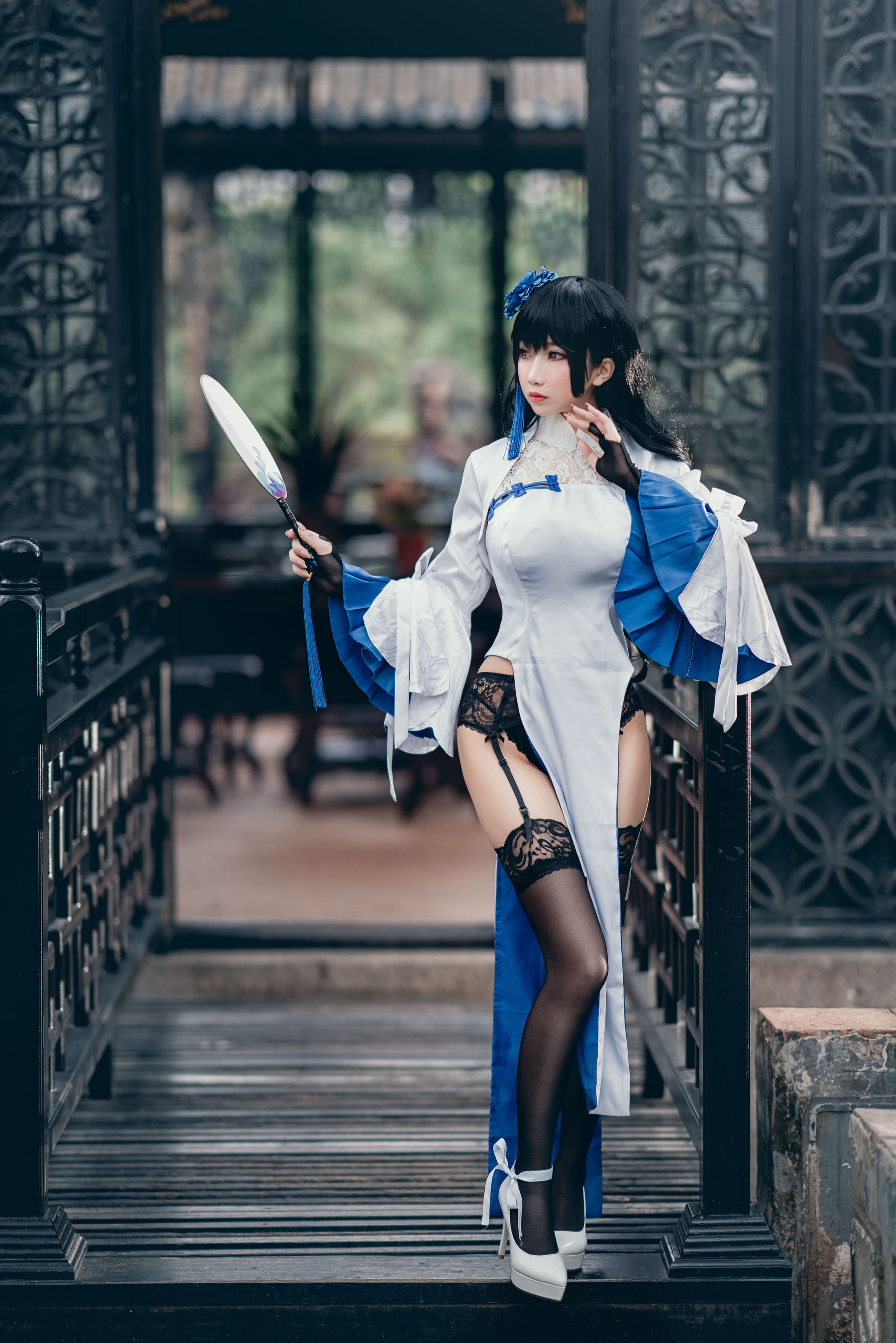 白嫩美少女鬼畜瑶 玉玲珑