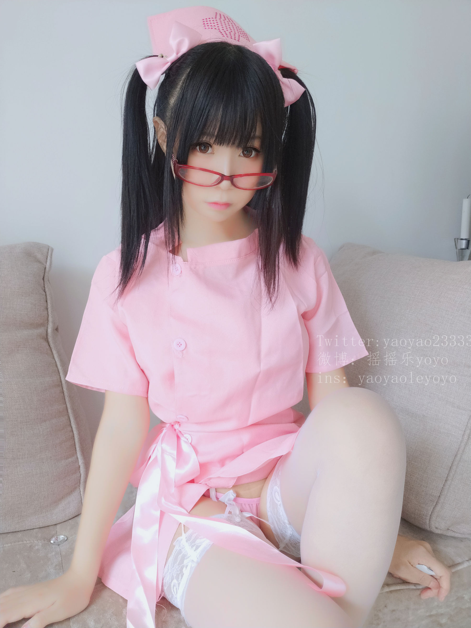 萌妹子Coser摇摇乐yoyo 可爱粉色护士