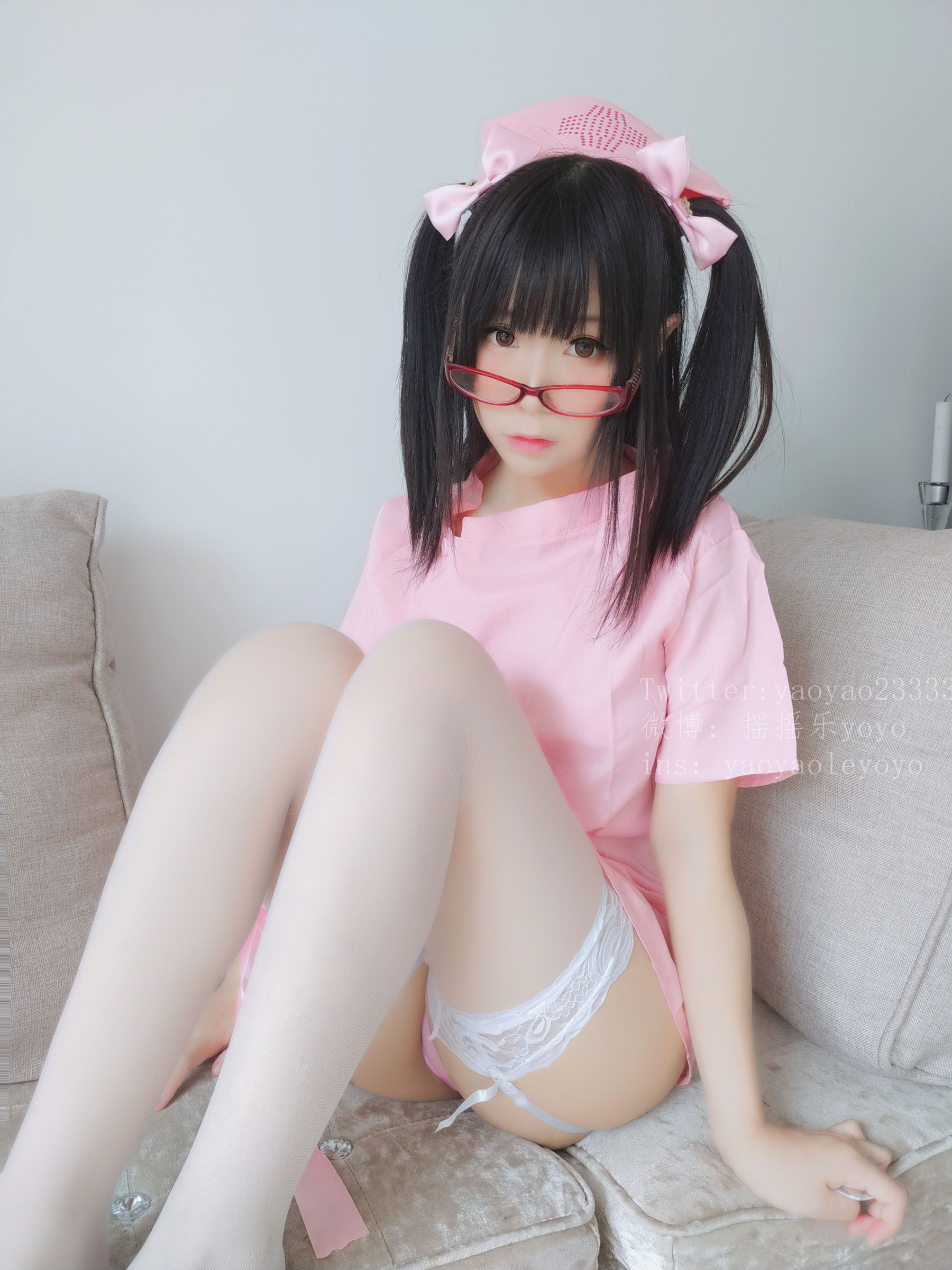 萌妹子Coser摇摇乐yoyo 可爱粉色护士