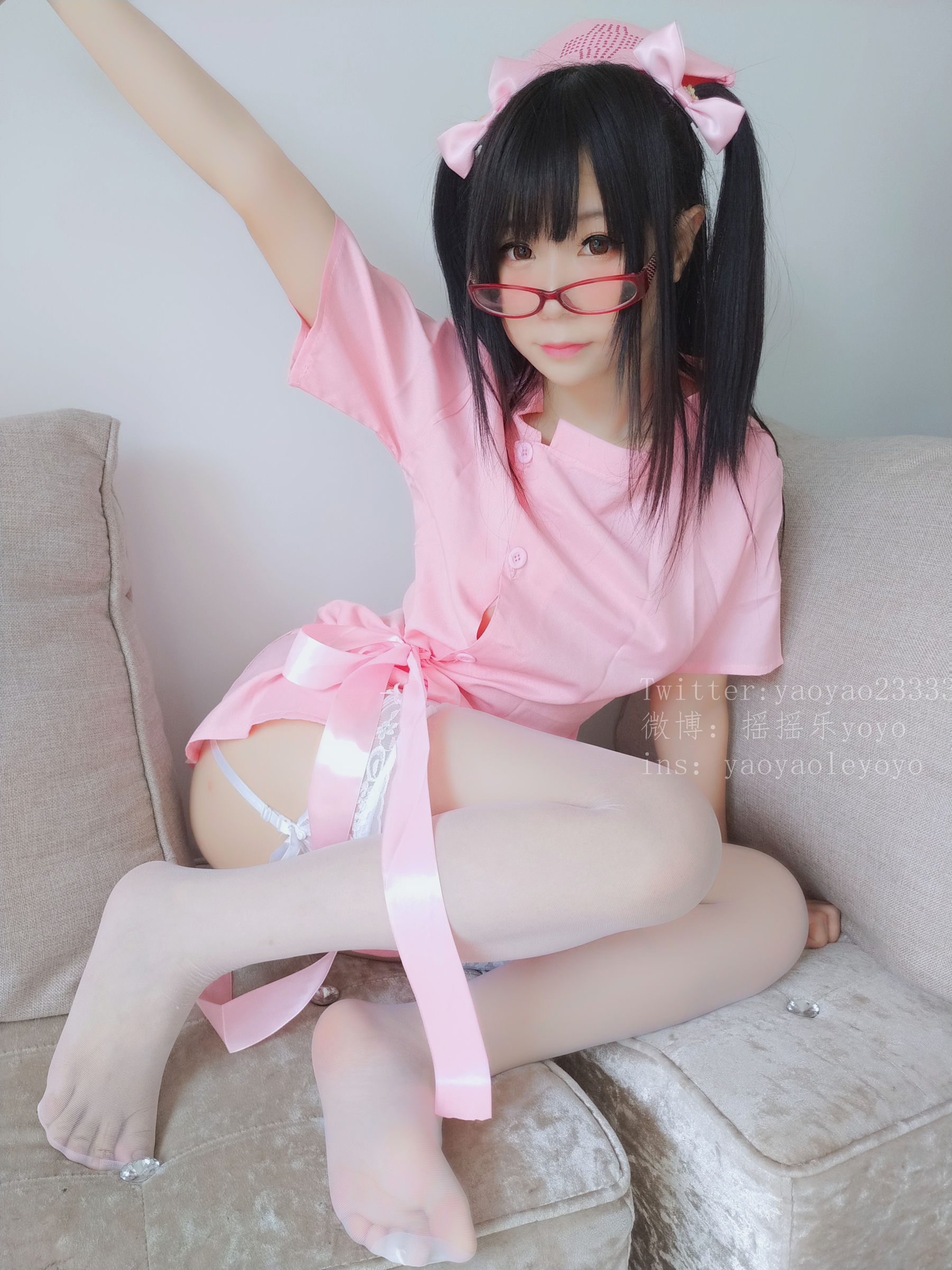 萌妹子Coser摇摇乐yoyo 可爱粉色护士