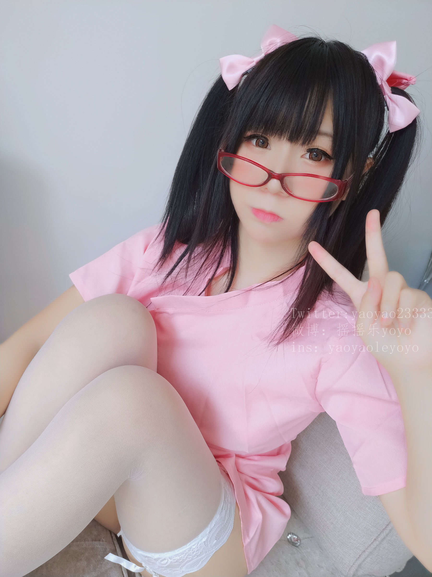 萌妹子Coser摇摇乐yoyo 可爱粉色护士