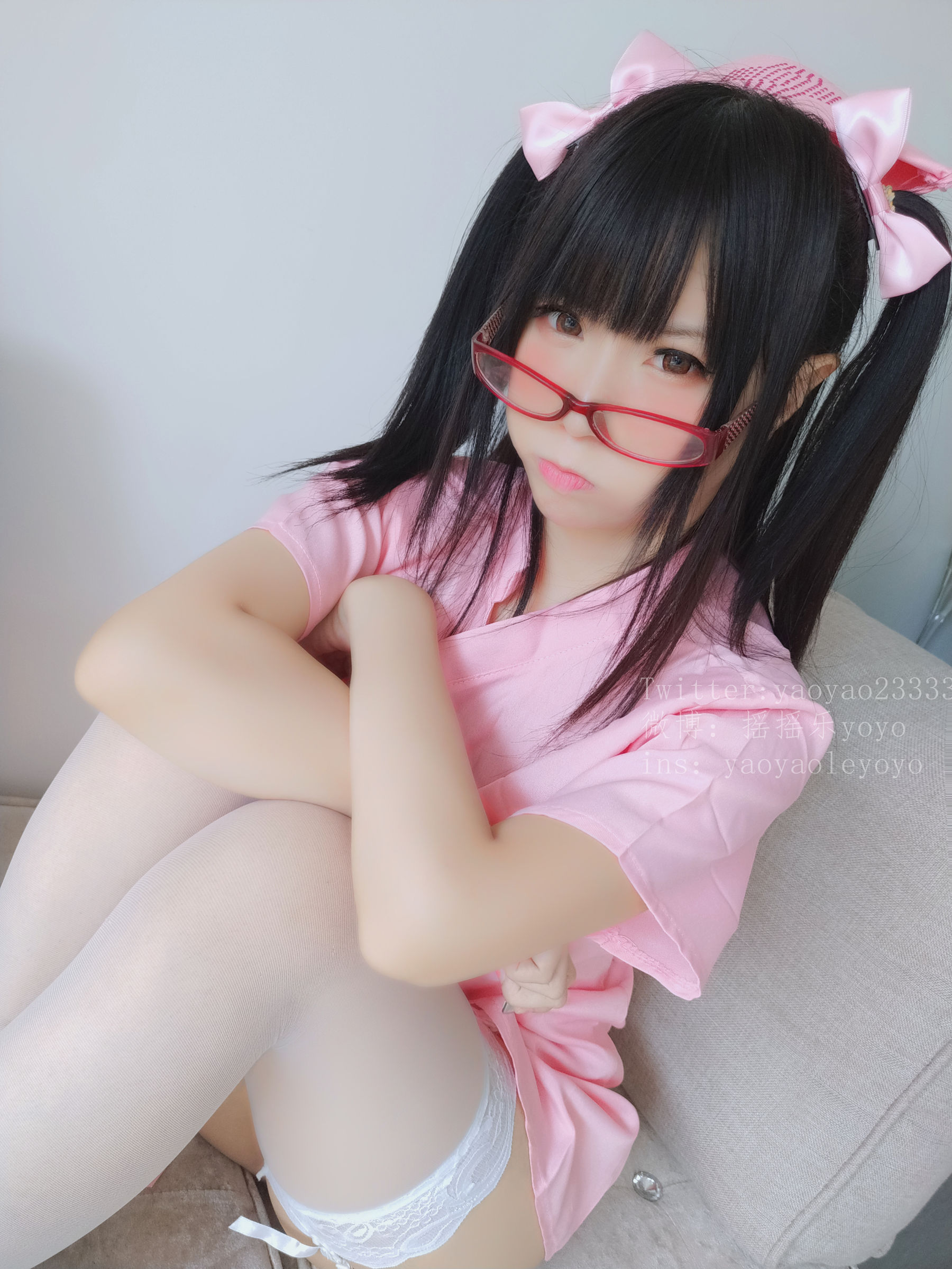 萌妹子Coser摇摇乐yoyo 可爱粉色护士