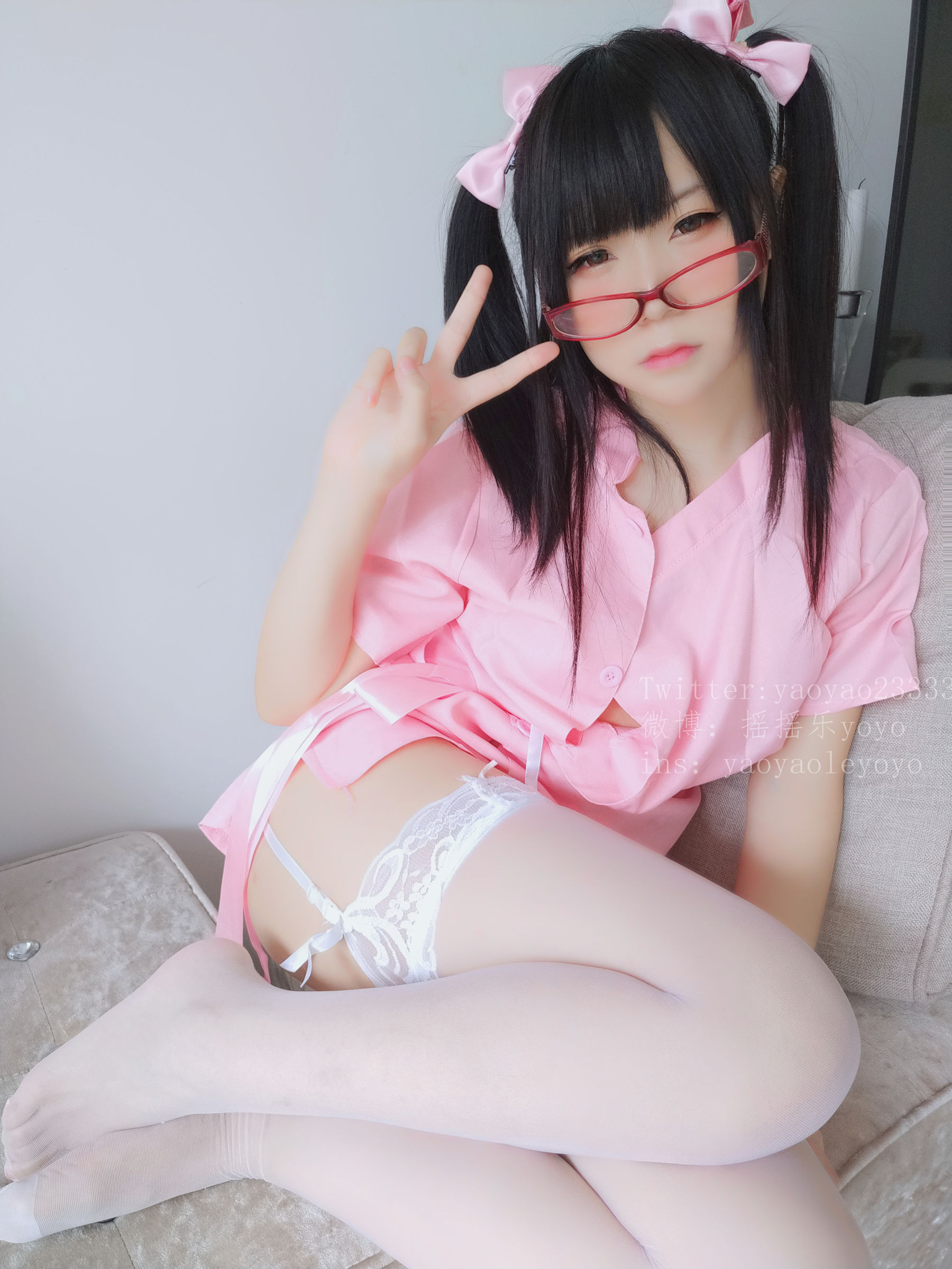 萌妹子Coser摇摇乐yoyo 可爱粉色护士
