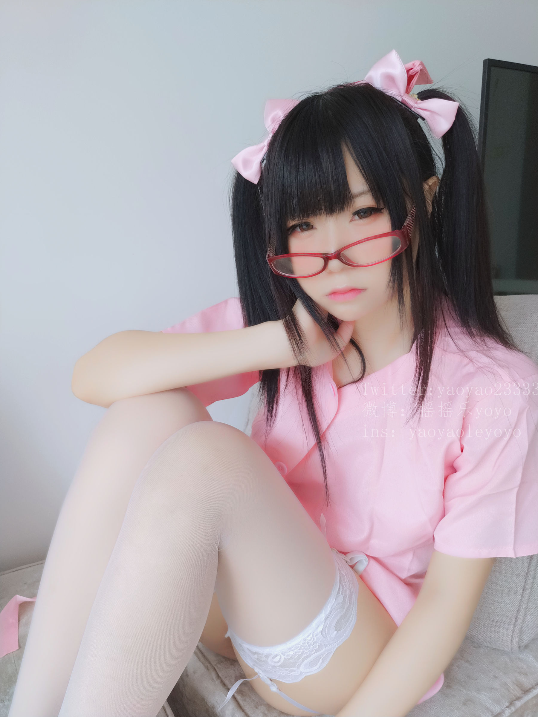 萌妹子Coser摇摇乐yoyo 可爱粉色护士