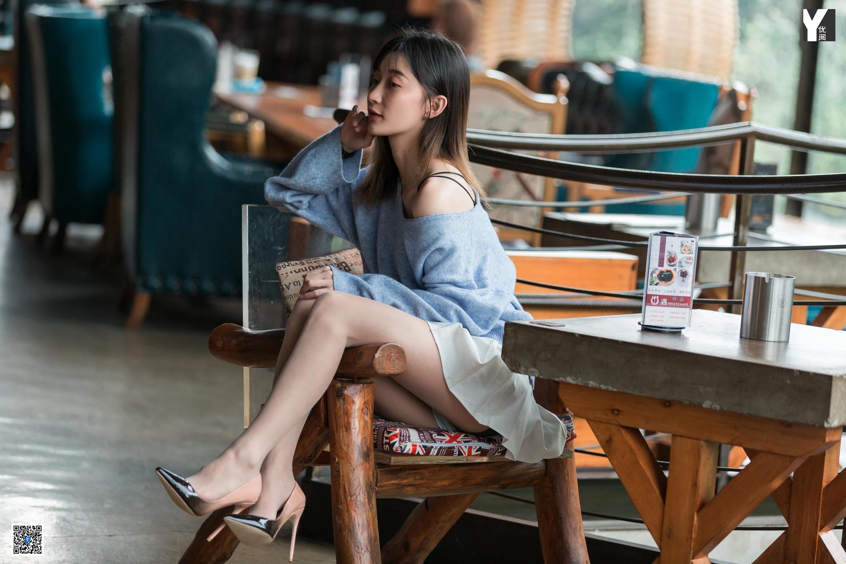 [IESS异思趣向] 模特：秋秋《百褶裙少女》