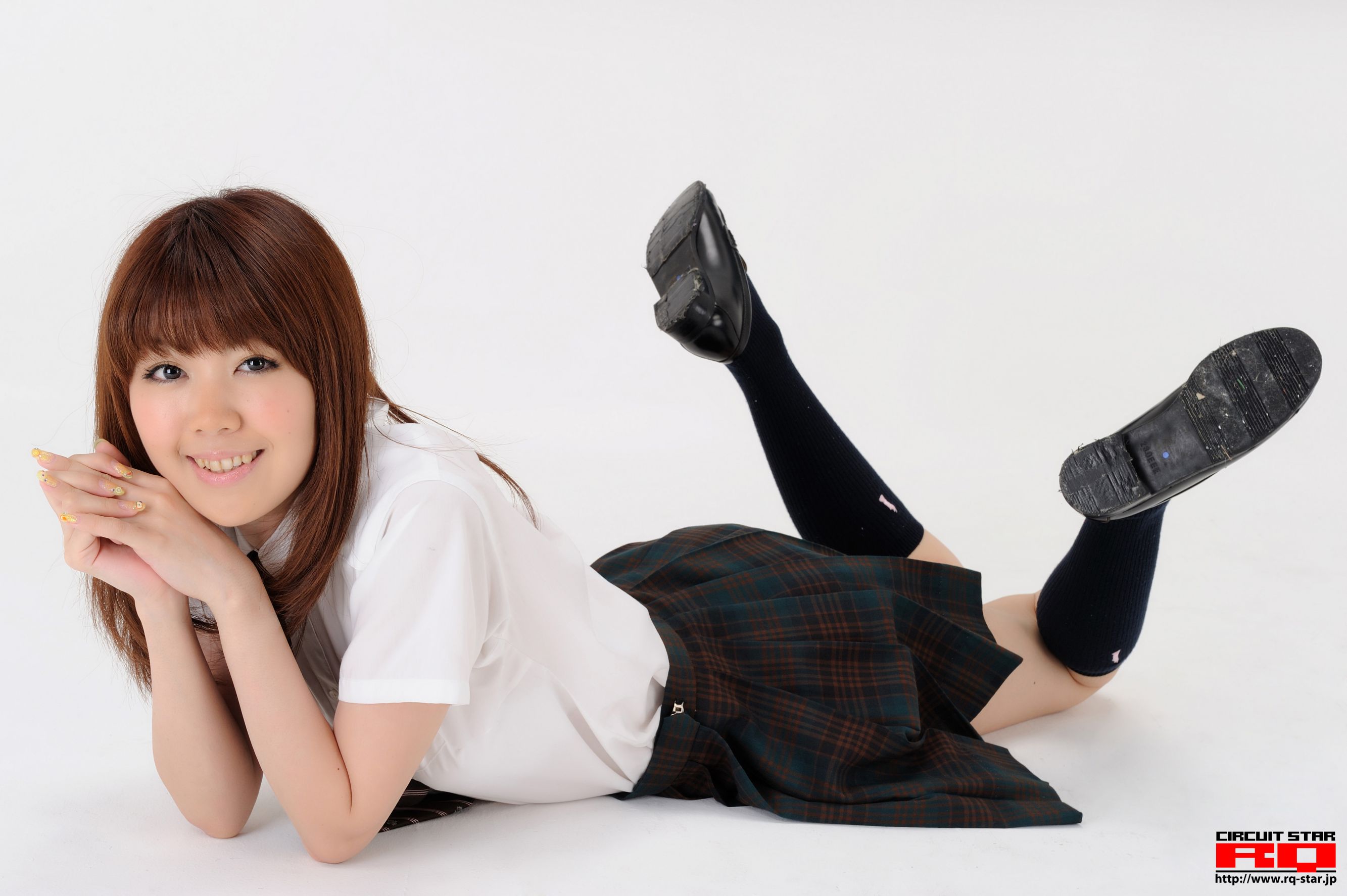 [RQ-STAR] NO.00378 生田晴香 School Girl 写真集