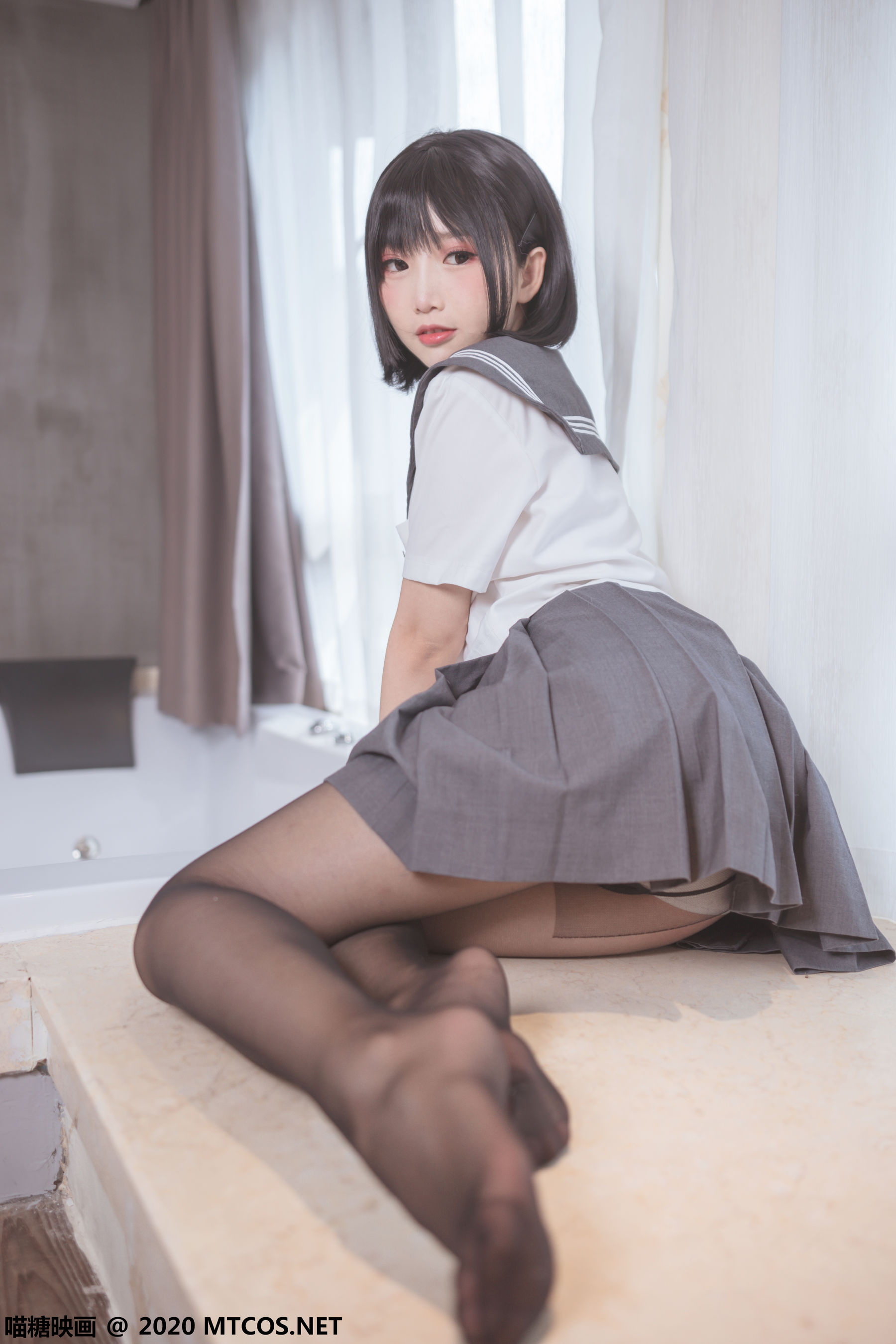 [喵糖映画] JKL.017 面饼仙儿 黑丝JK制服