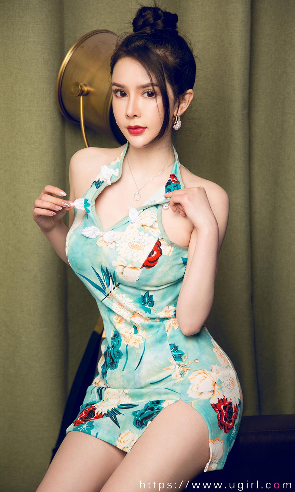 [尤果圈爱尤物Ugirls] No.1818 李丽莎 大小姐的裙摆