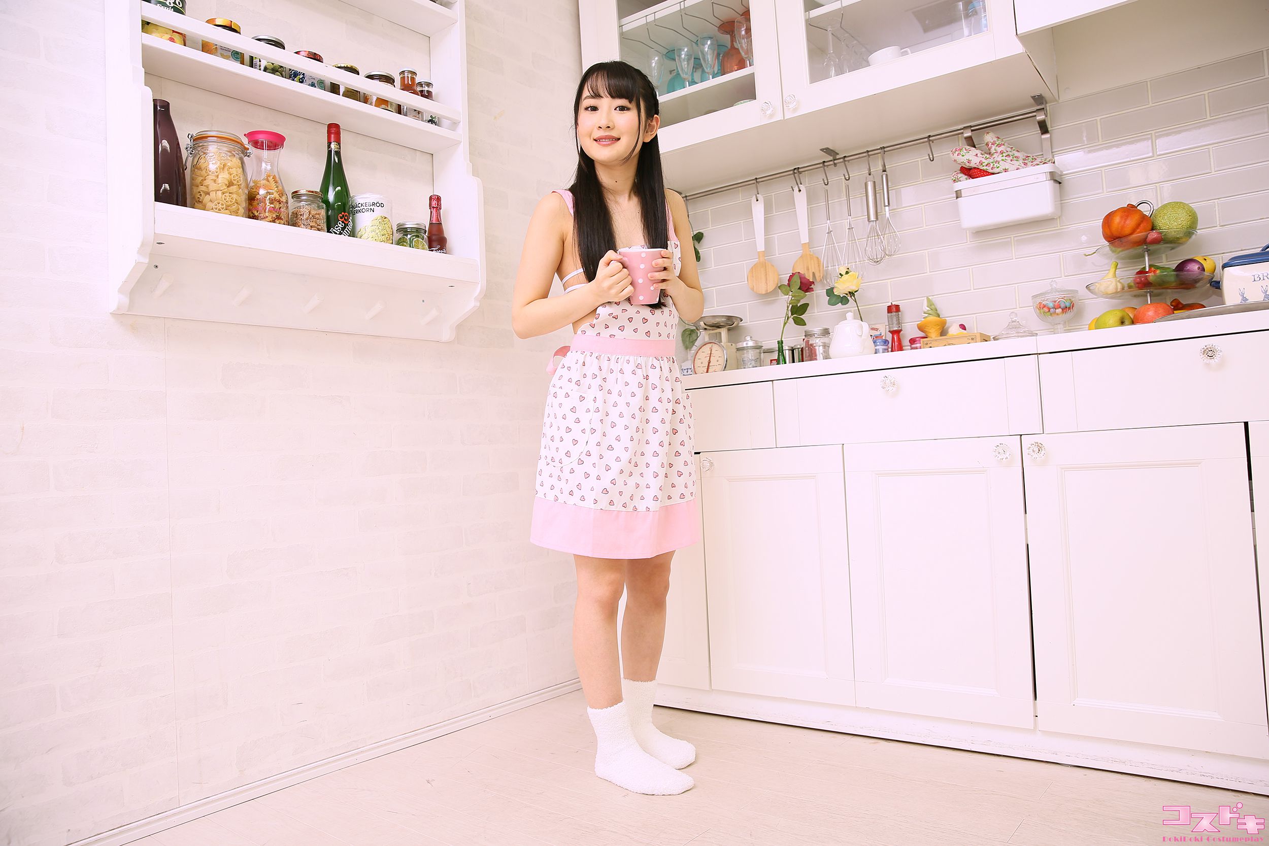 [Cosdoki] Hinano Kamisaka 神坂ひなの kamisakahinano_pic_apron1