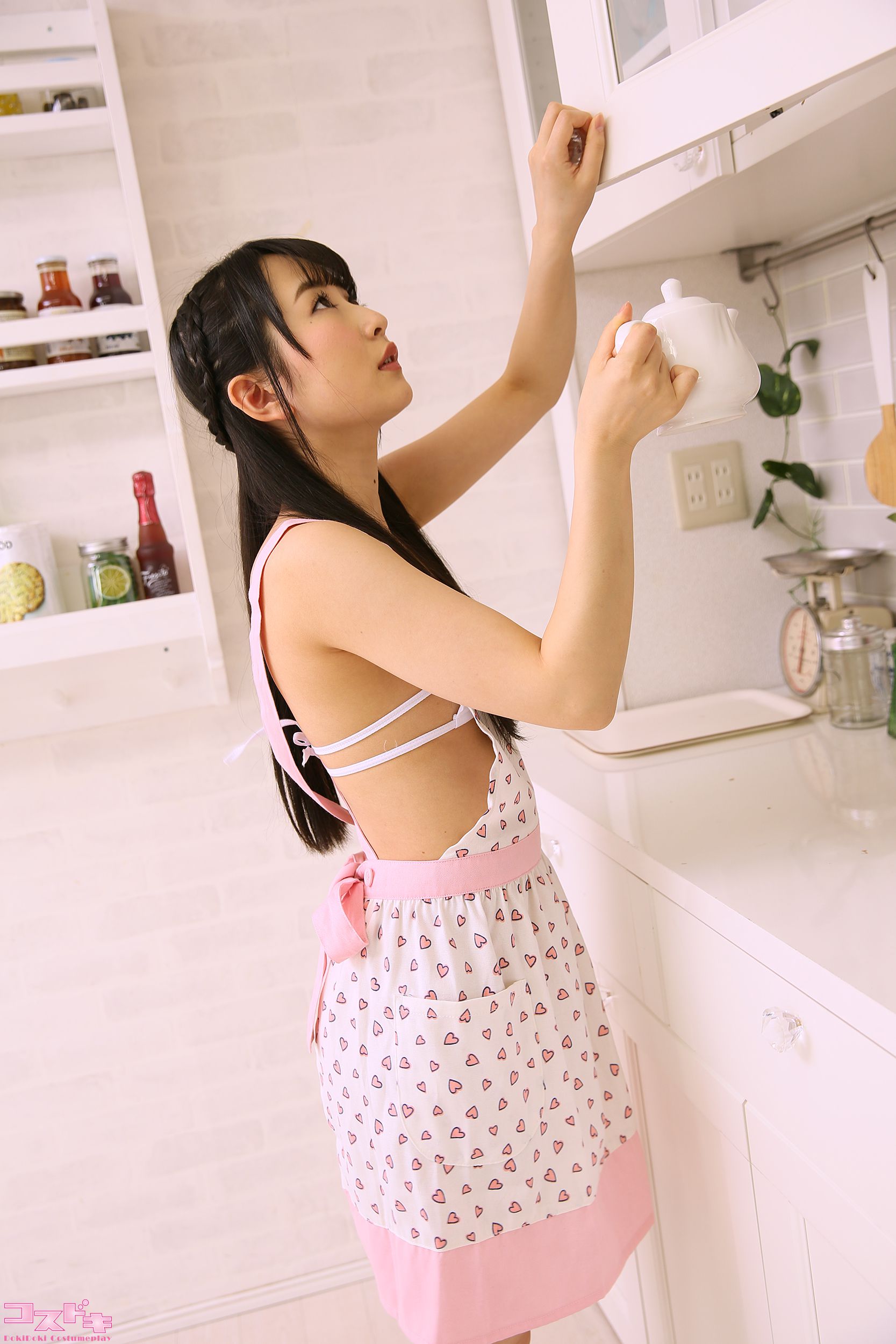[Cosdoki] Hinano Kamisaka 神坂ひなの kamisakahinano_pic_apron1