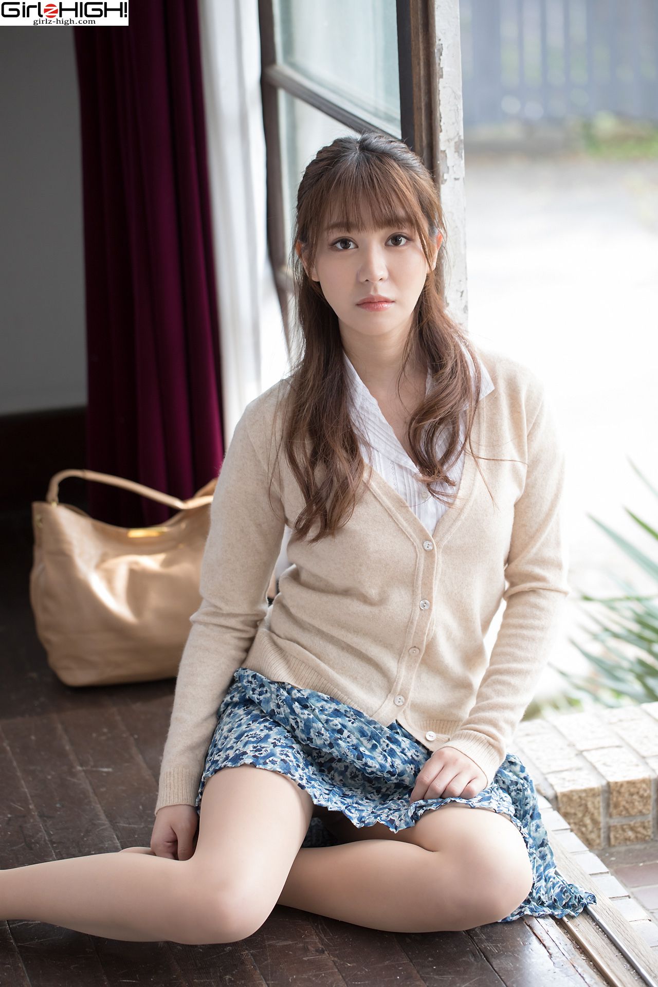 [Girlz-High] Kasumi Yoshinaga 吉永佳純 - ghwb_012_001