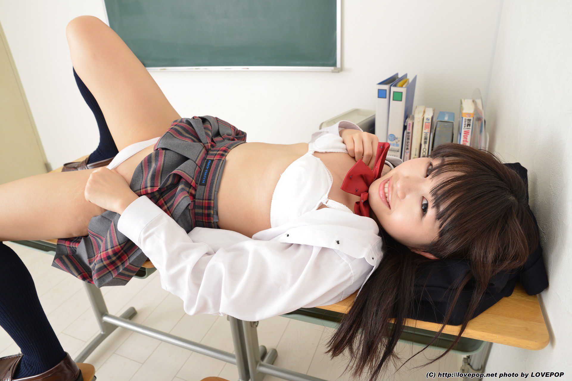 [LOVEPOP] Kaho Miyazaki 宮崎夏帆 Photoset 01