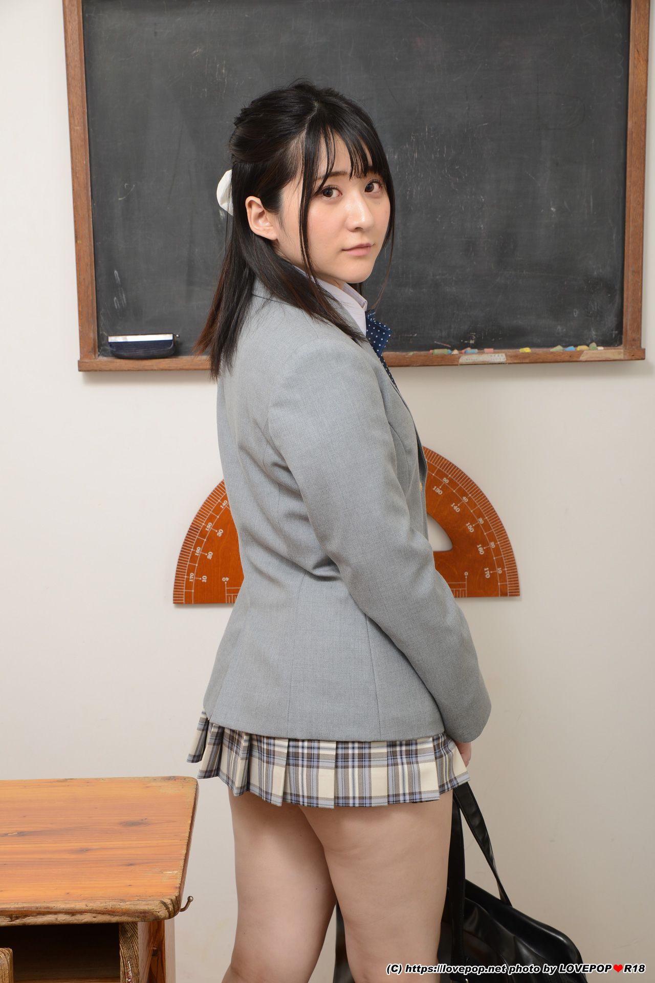[LOVEPOP] Kokomi Sakai 坂井ここみ Photoset 01