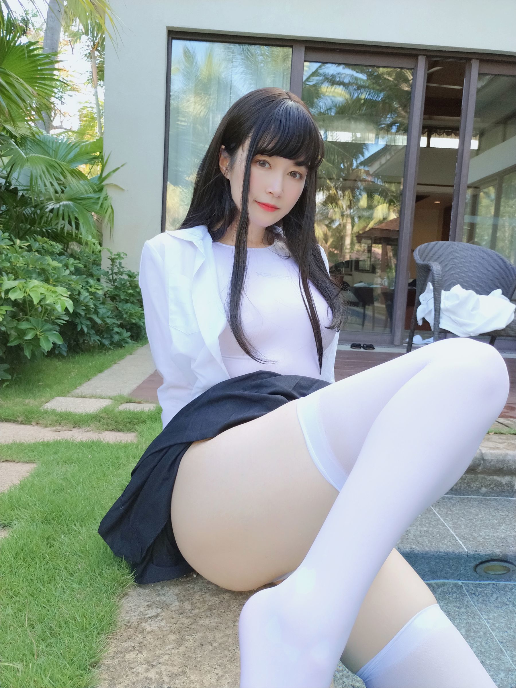 [COS福利] Coser小姐姐白银 - 游泳课