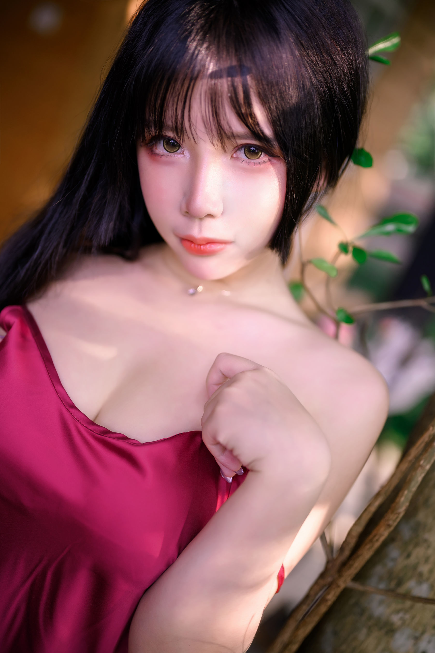 [COS福利] 二次元妹子抱走莫子aa - 室外性感