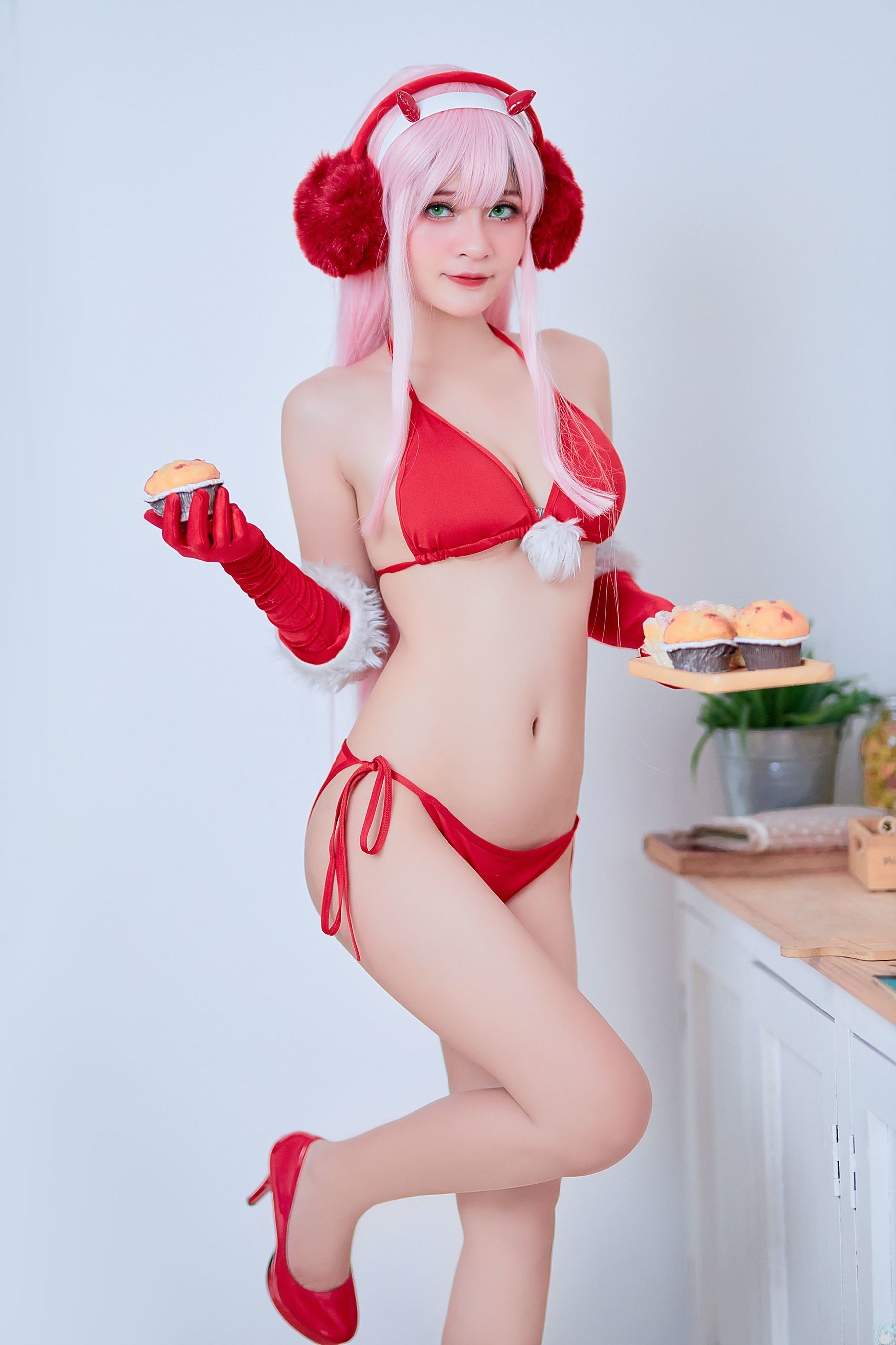 [COS福利] Azami - Zero Two X-Mas