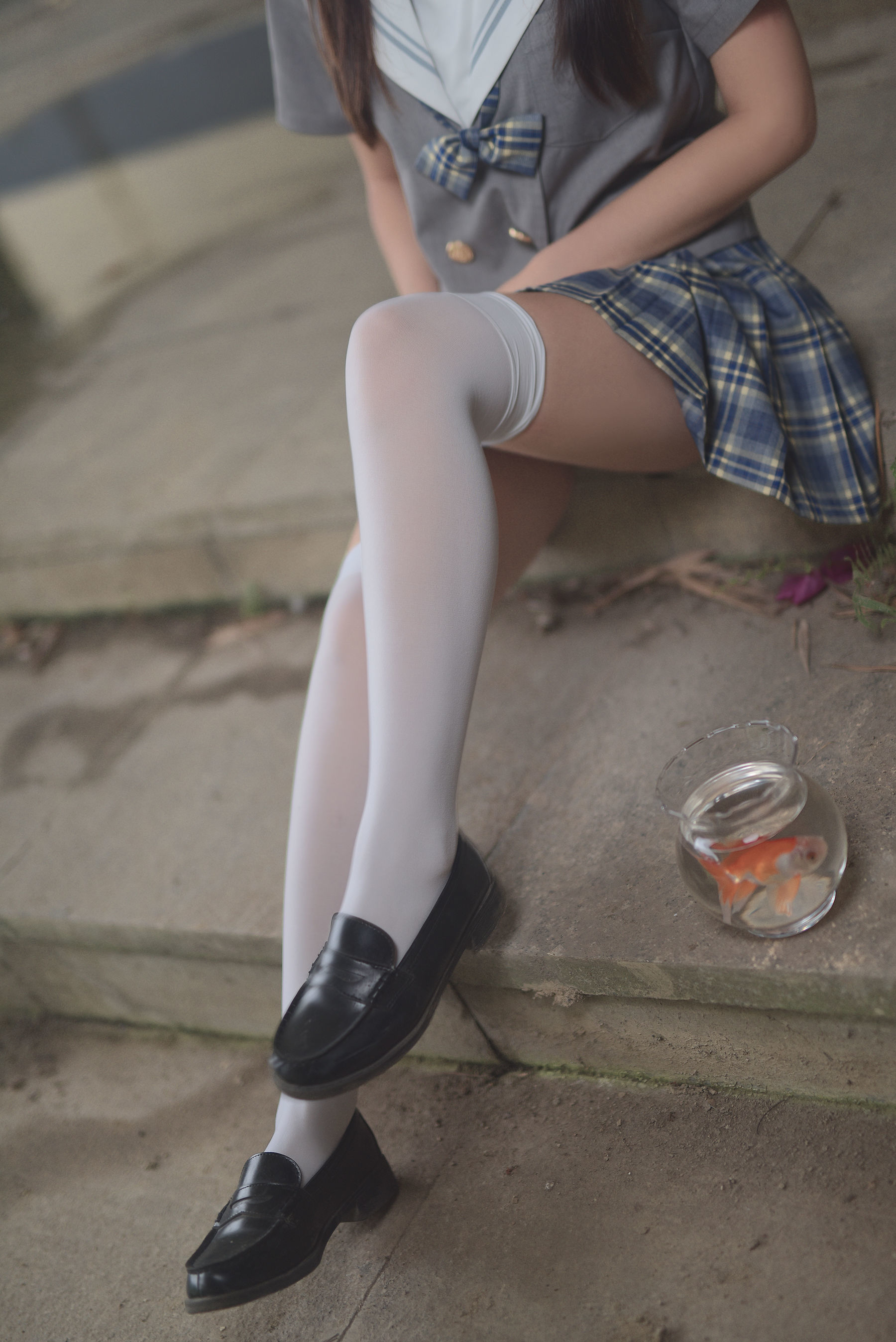 [COS福利] 人气Coser二佐Nisa - JK水手服