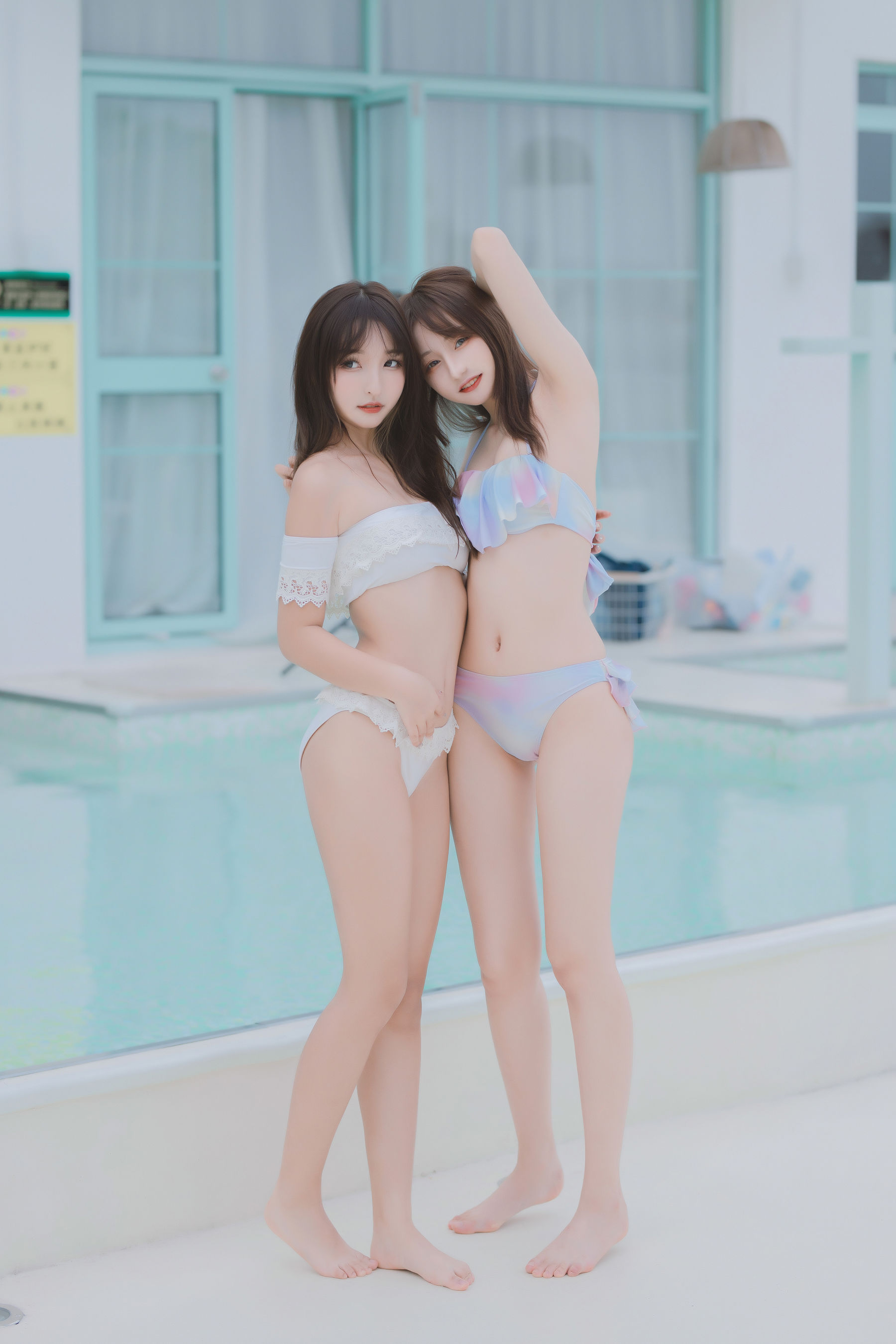 [COS福利] 萝莉神楽板真冬之笑颜水时计-夏日比基尼