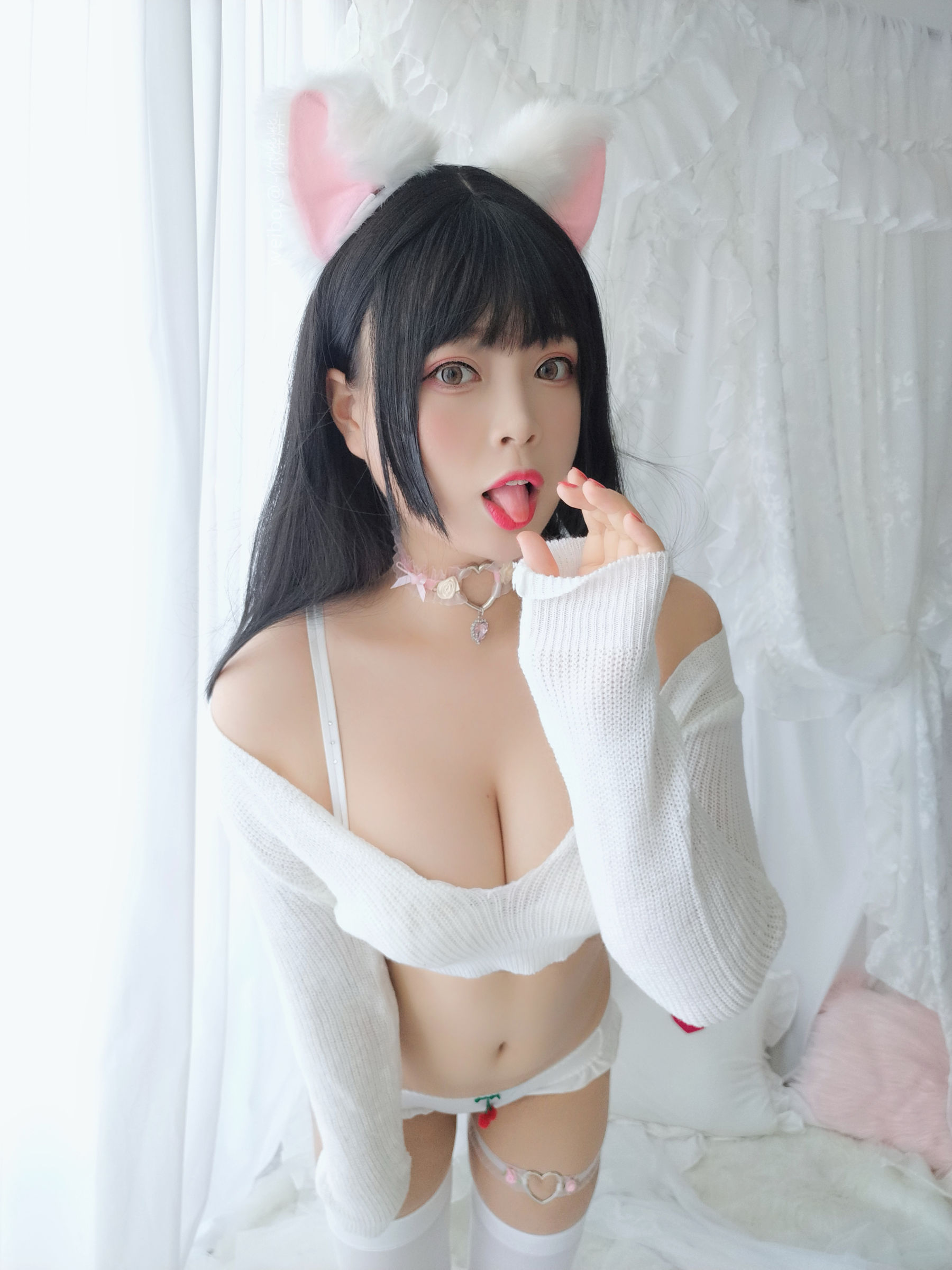 [COS福利] 萌系小姐姐-白烨- - 小奶猫
