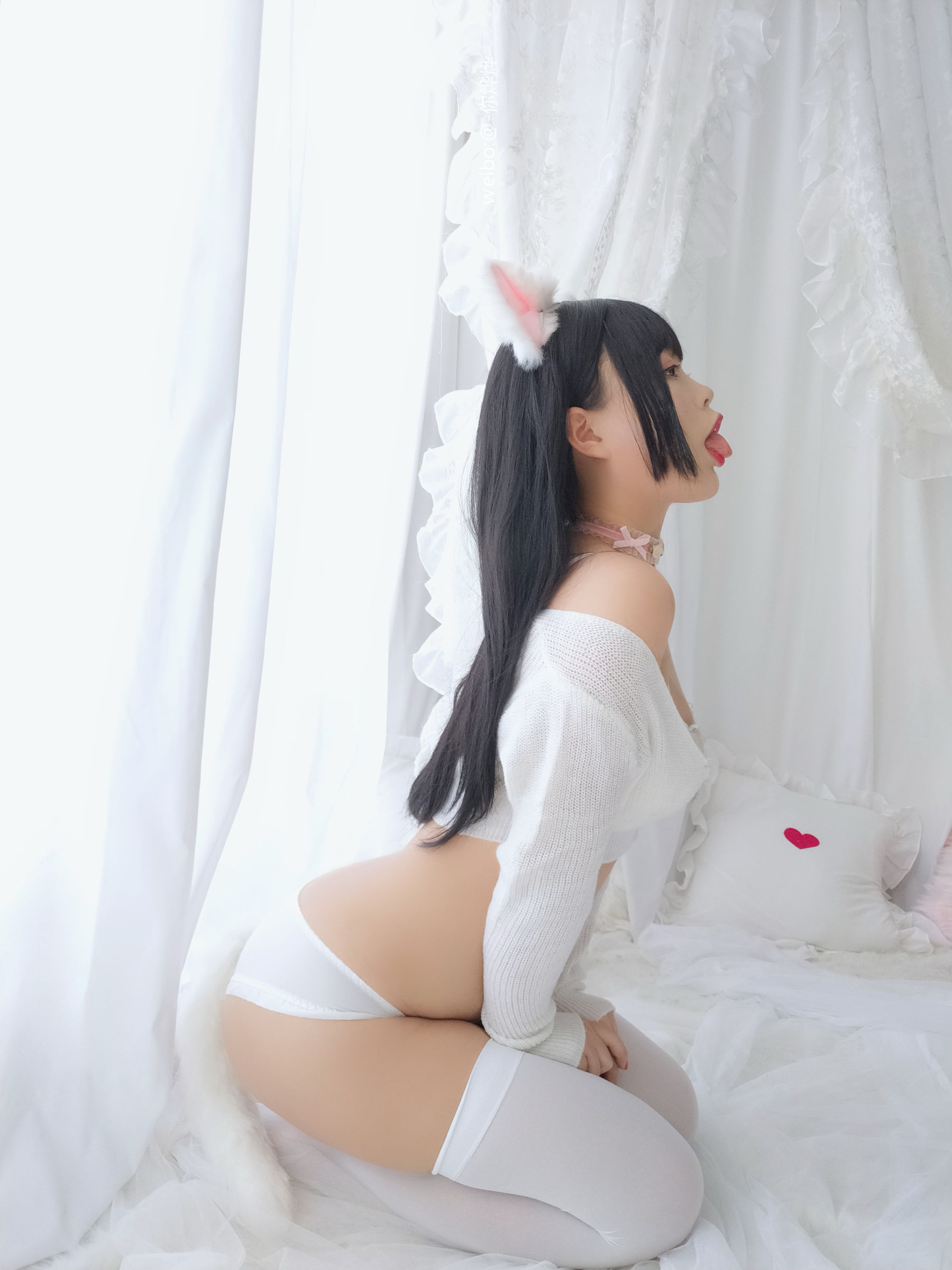 [COS福利] 萌系小姐姐-白烨- - 小奶猫