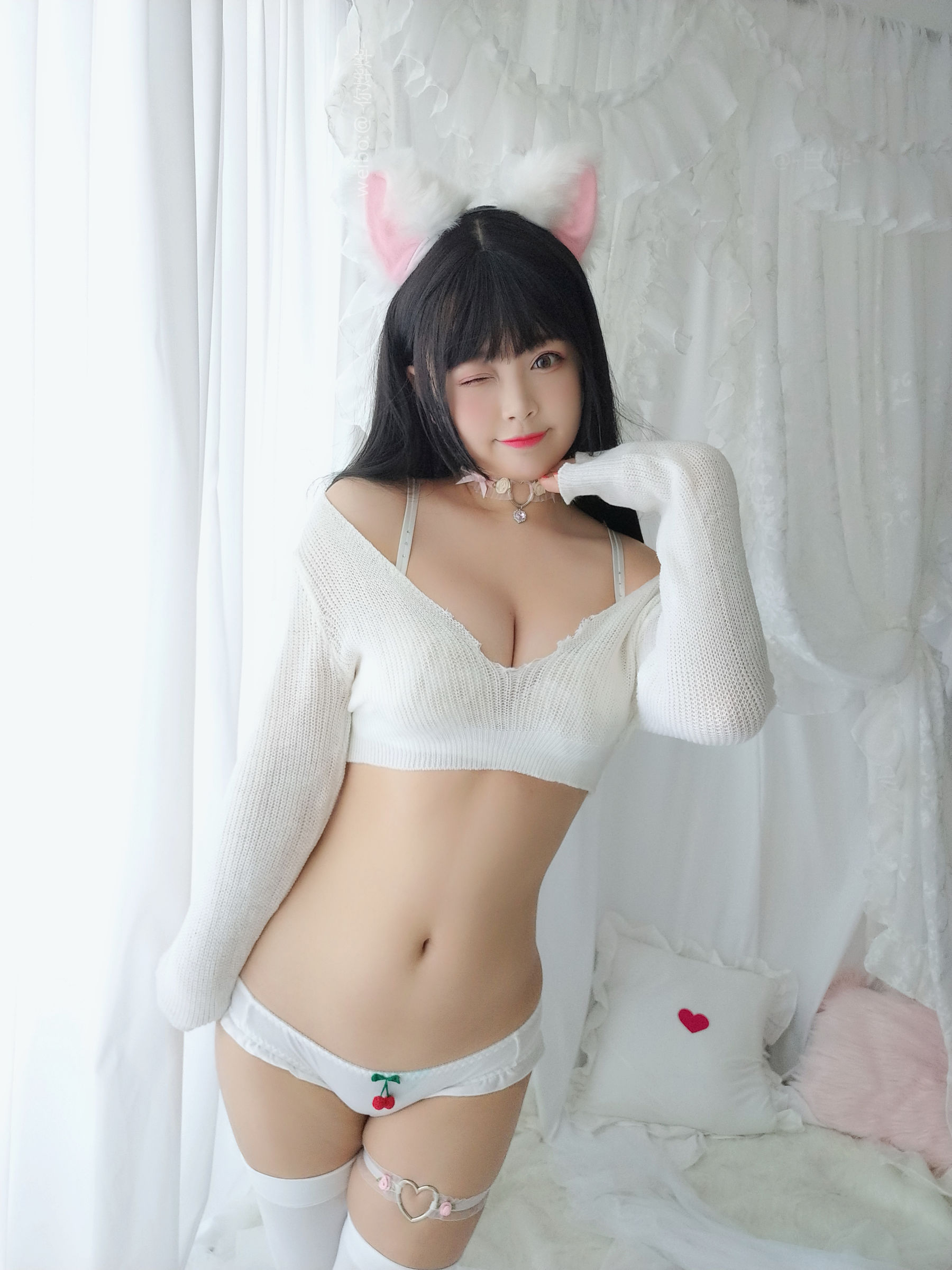 [COS福利] 萌系小姐姐-白烨- - 小奶猫