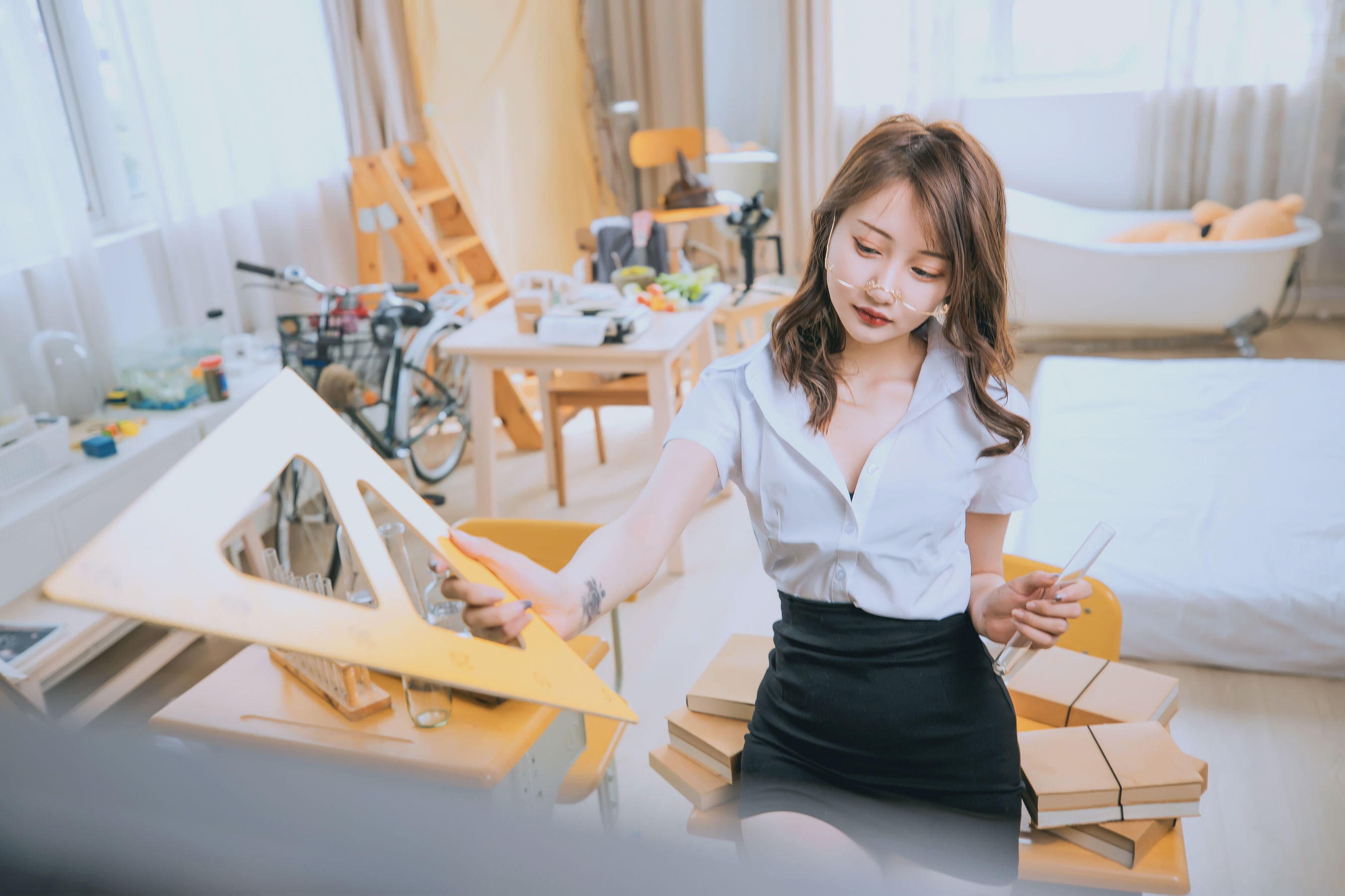 [COS福利] 萝莉神楽板真冬之数之歌-百合教室