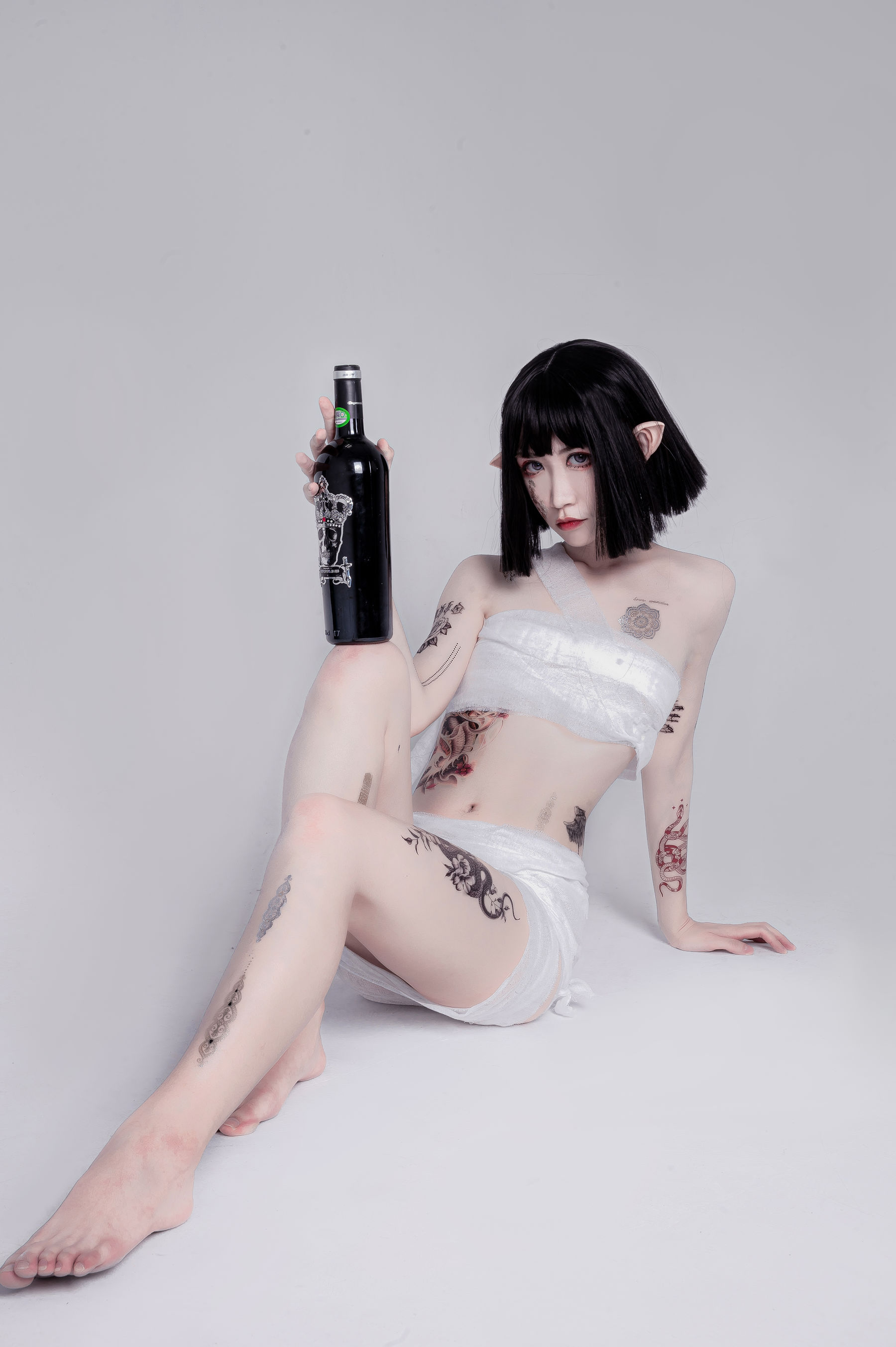 [COS福利] 动漫博主阮邑_Fairy - 绑带和武士