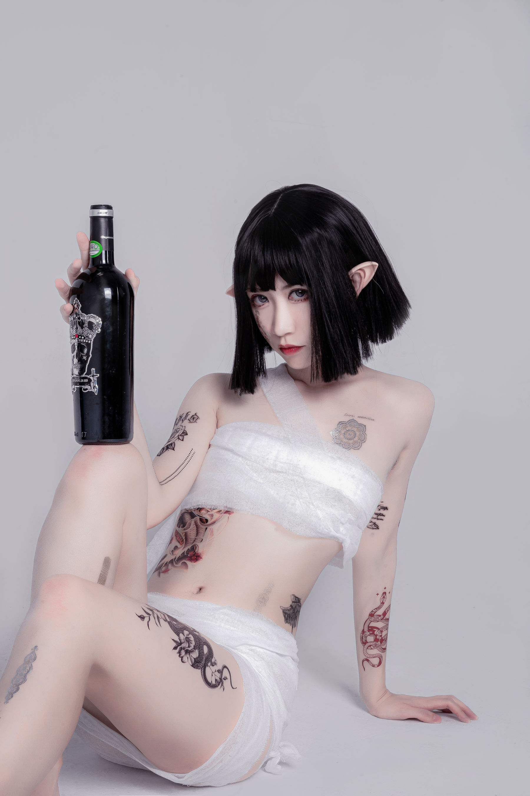 [COS福利] 动漫博主阮邑_Fairy - 绑带和武士