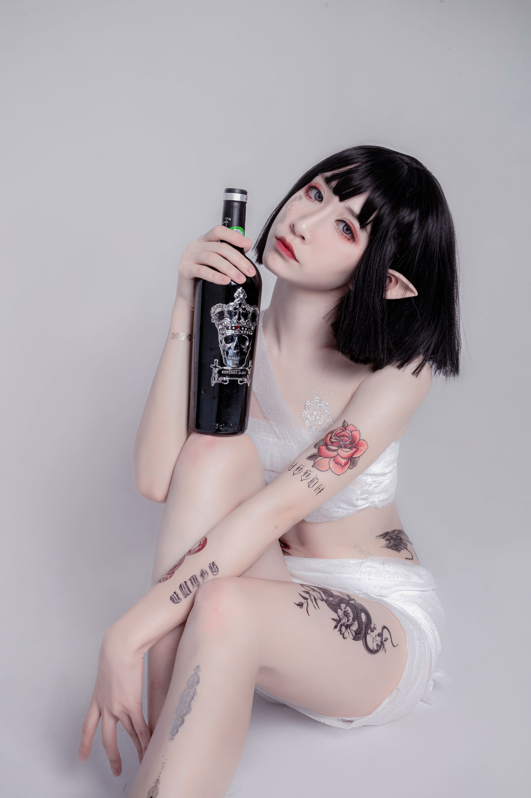 [COS福利] 动漫博主阮邑_Fairy - 绑带和武士