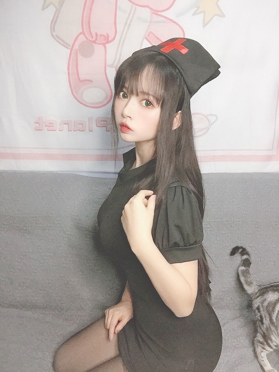[COS福利] 大眼萌妹黑猫猫OvO - 护士喵