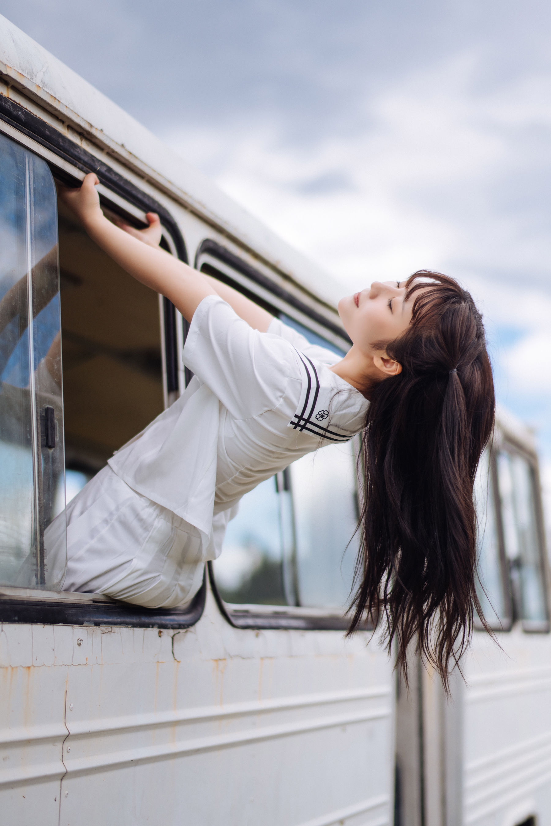 [COS福利] 微博福利姬镜酱 - 静夏之JK少女