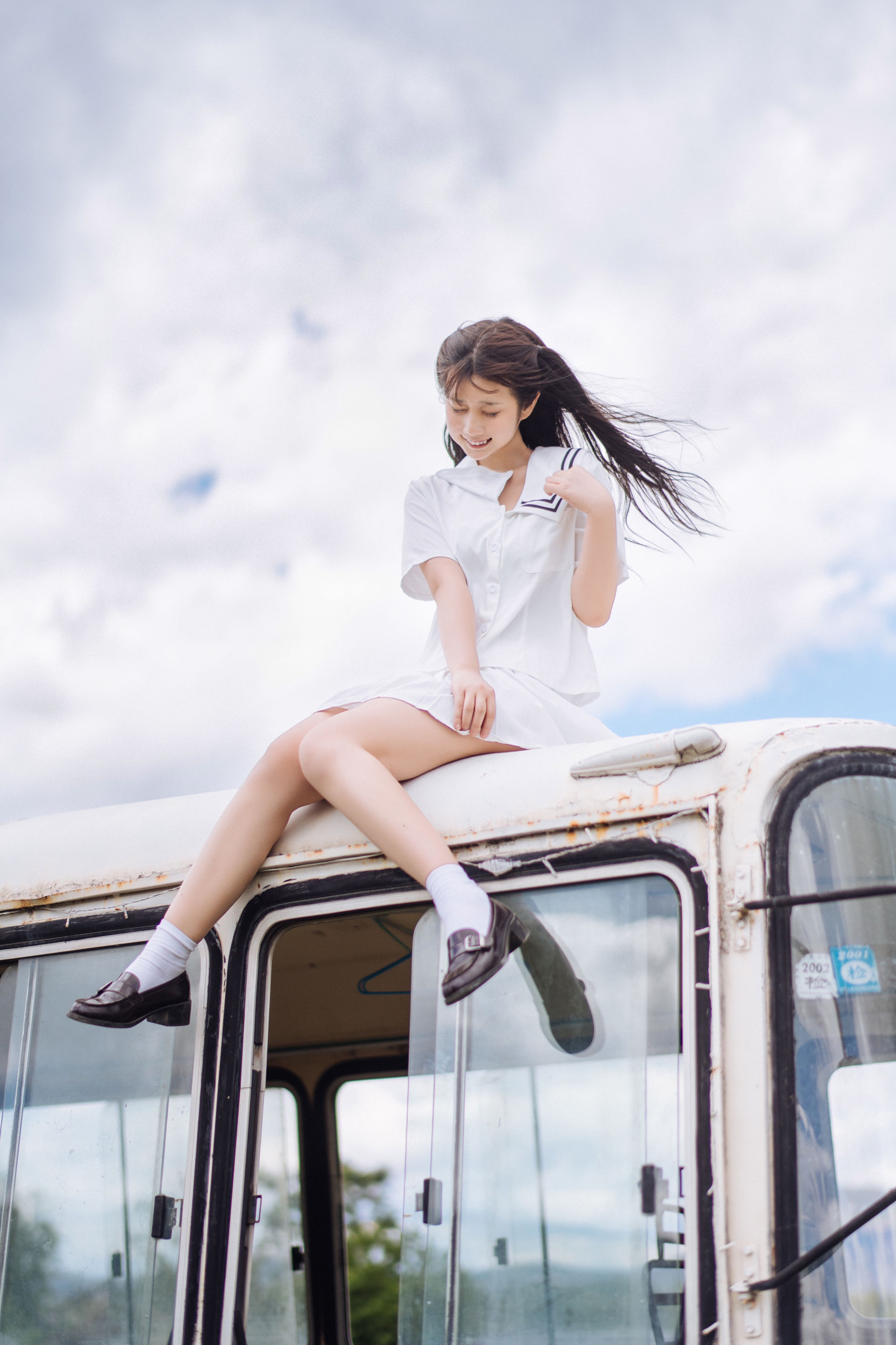 [COS福利] 微博福利姬镜酱 - 静夏之JK少女