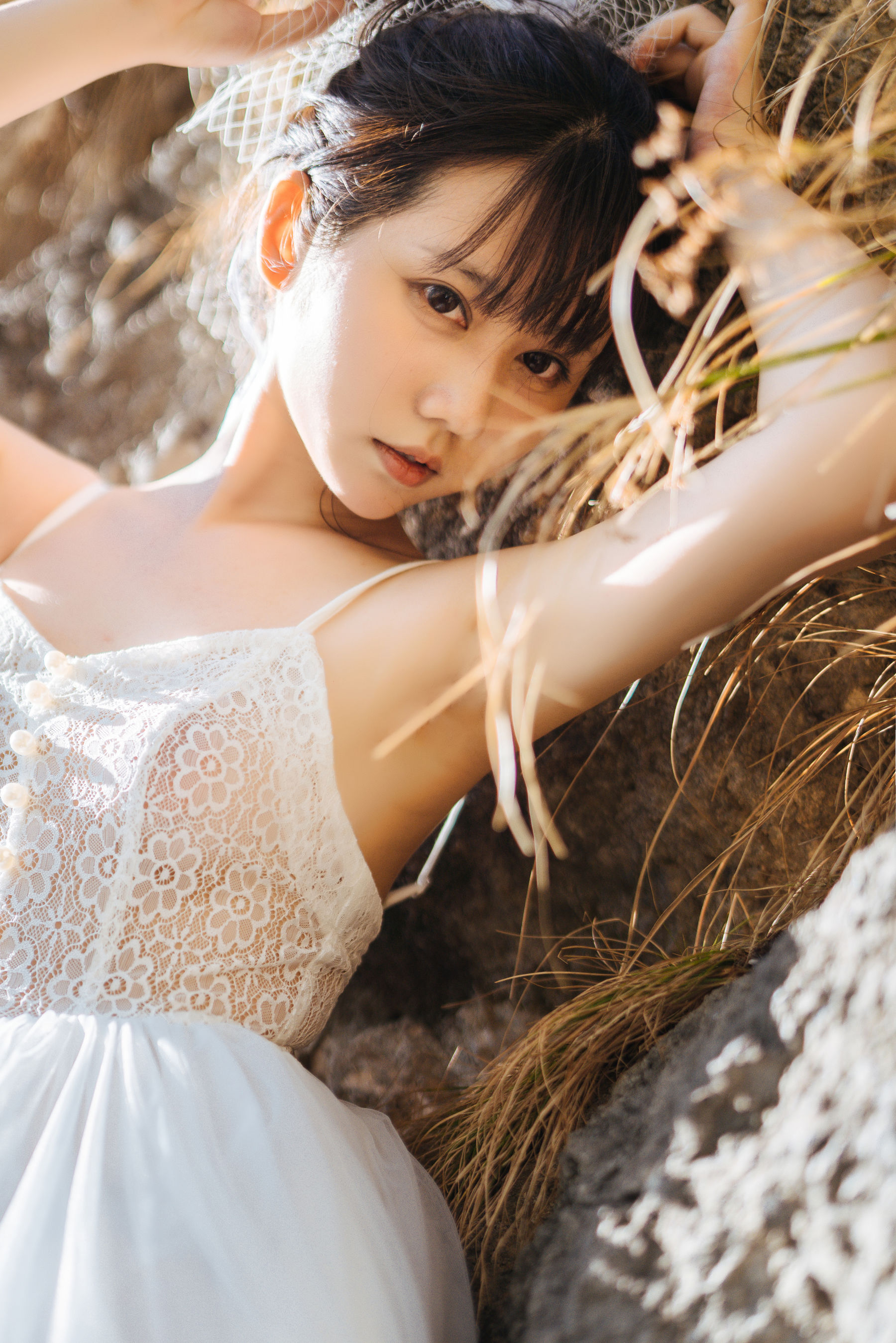 [COS福利] 微博福利姬镜酱 - 静夏之白裙少女