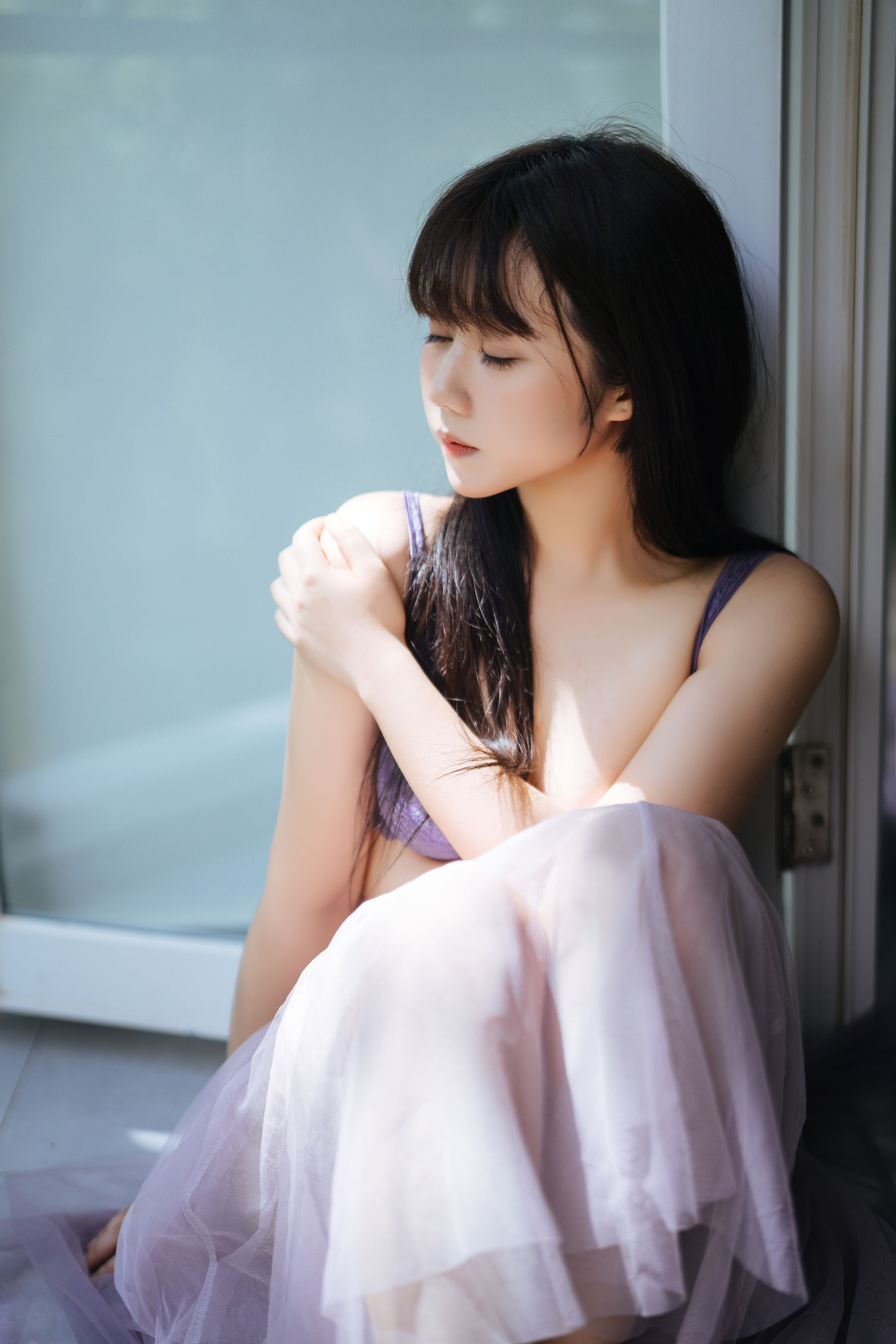 [COS福利] 微博福利姬镜酱 - 静夏之薄纱蕾丝
