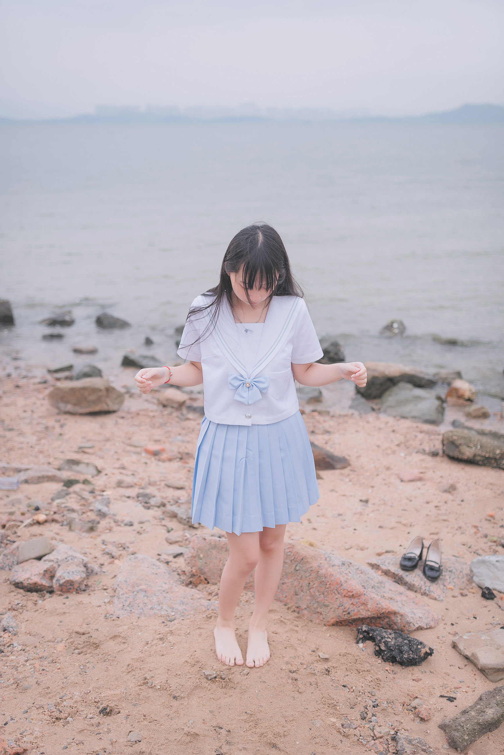[COS福利] 萌妹子伽马羽落子 - 一起去海边