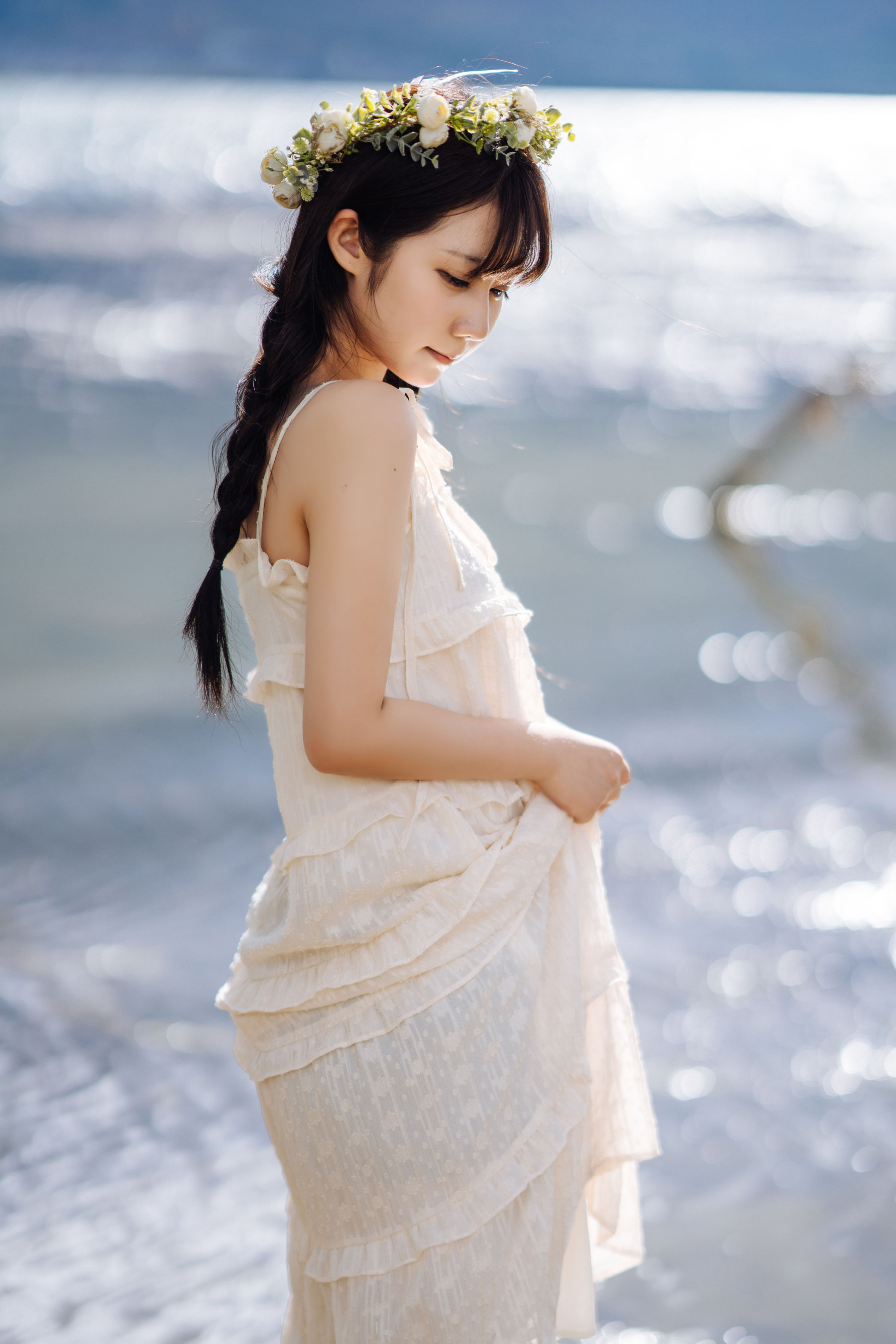 [COS福利] 微博福利姬镜酱 - 静夏之花环女孩