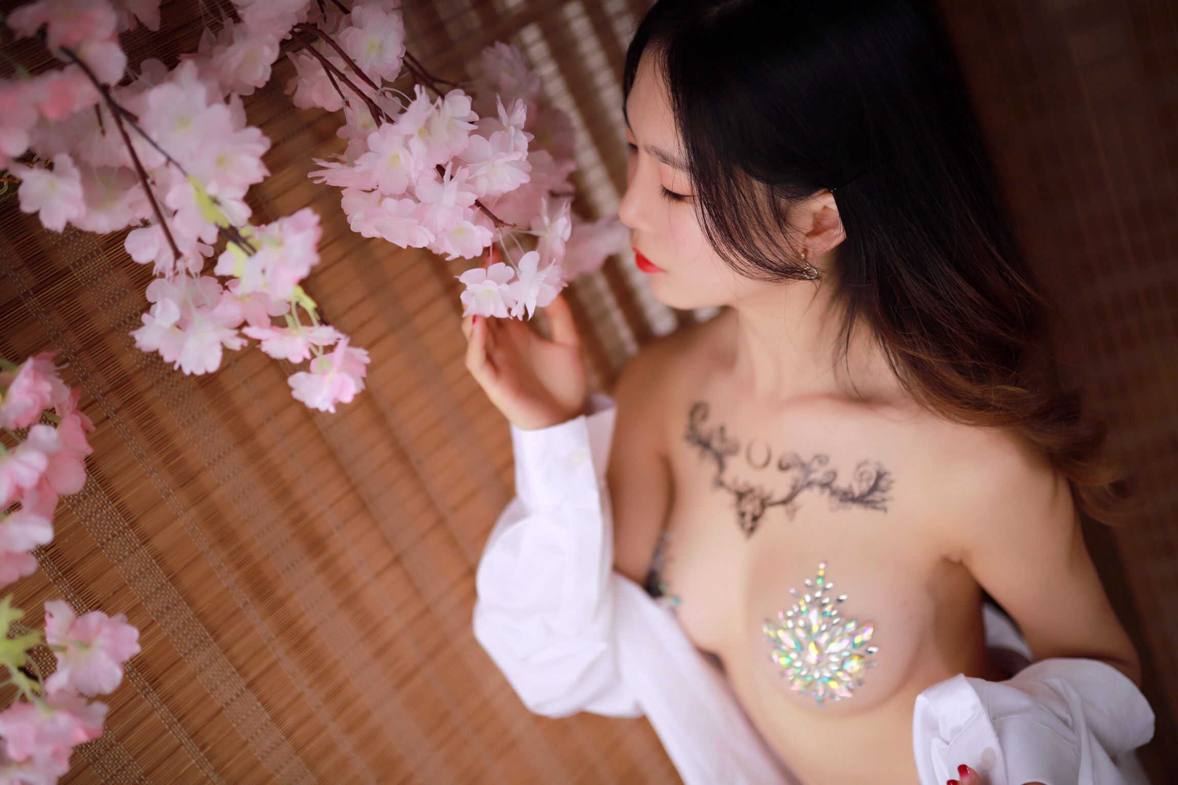 [COS福利] 抖娘-利世 - 钻
