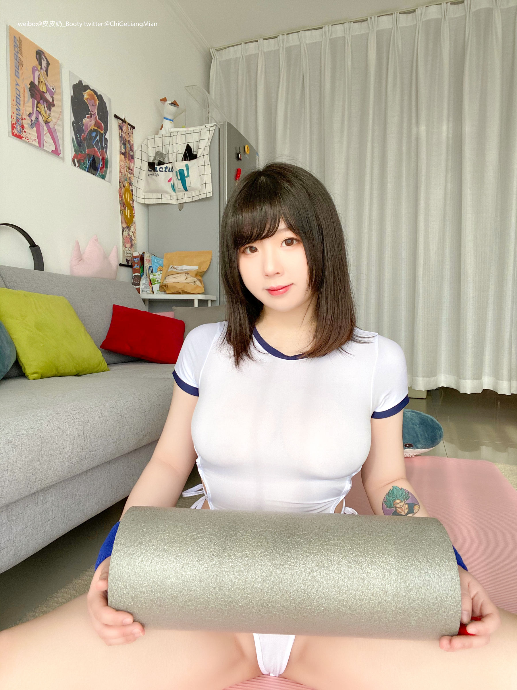 [COS福利] 皮皮奶可可爱了啦 - 高叉体操服