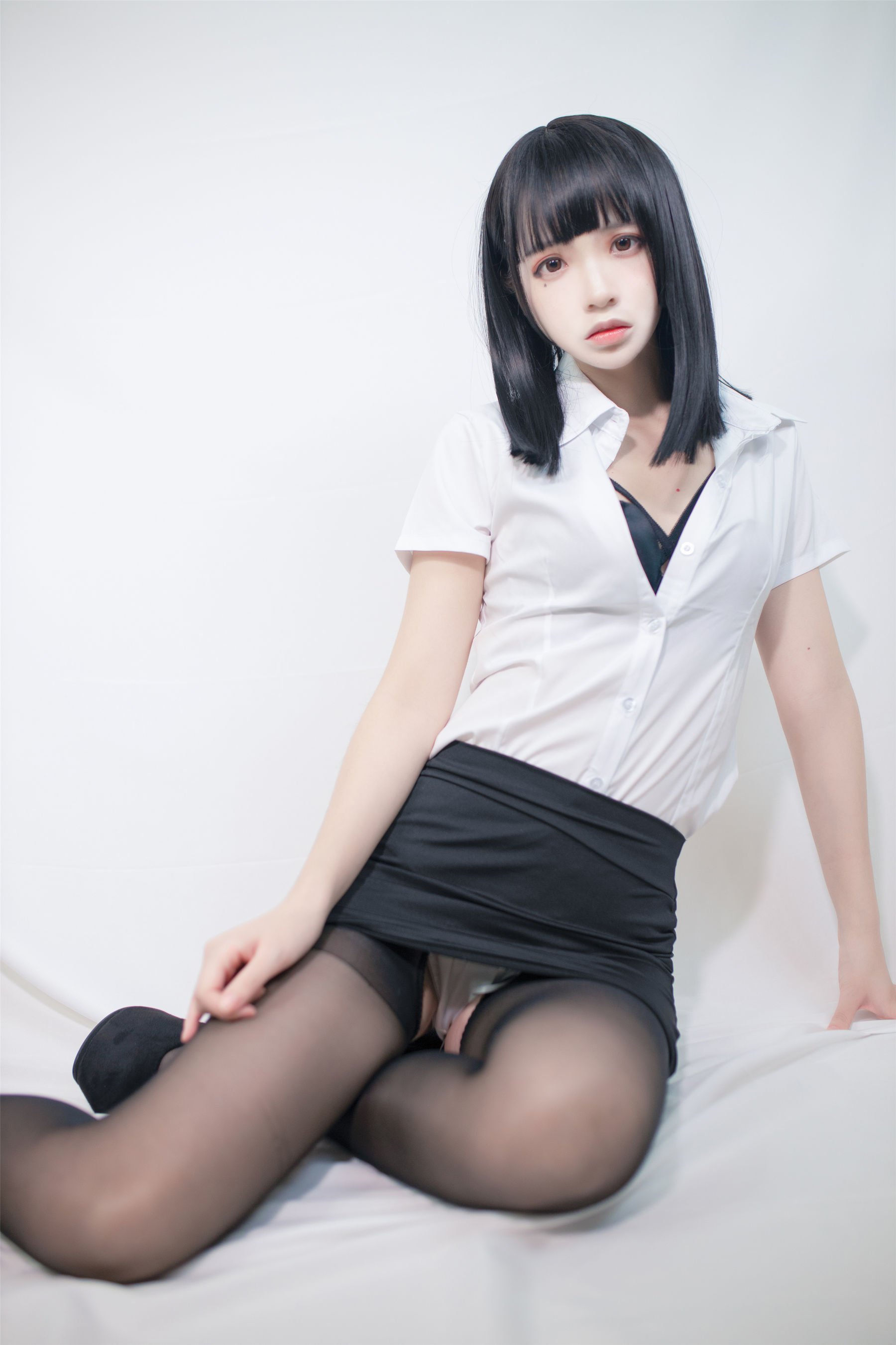 [COS福利] 疯猫ss - OL制服
